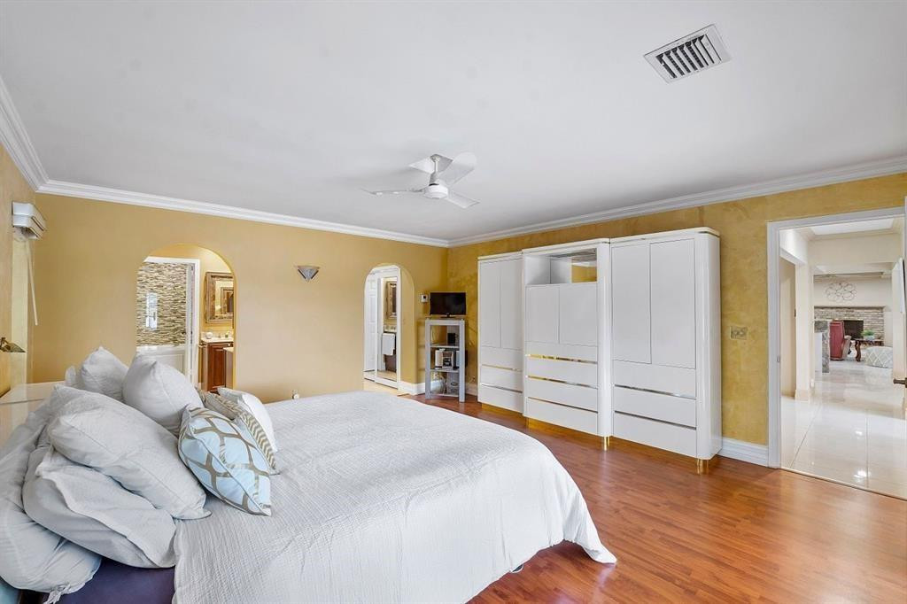 2363 Deer Creek Trail