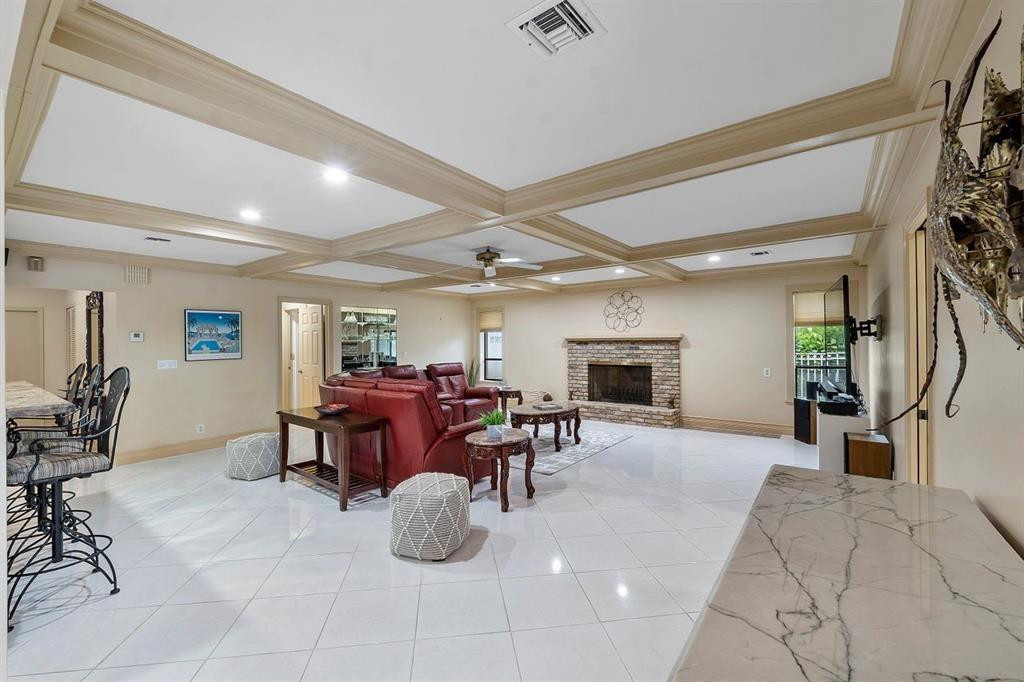 2363 Deer Creek Trail