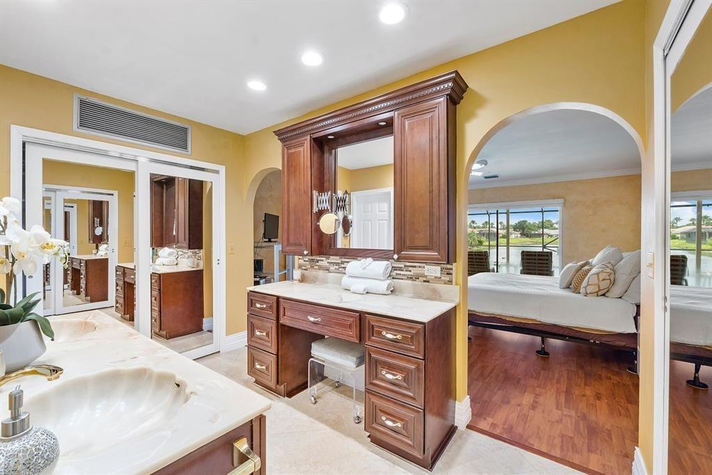 2363 Deer Creek Trail