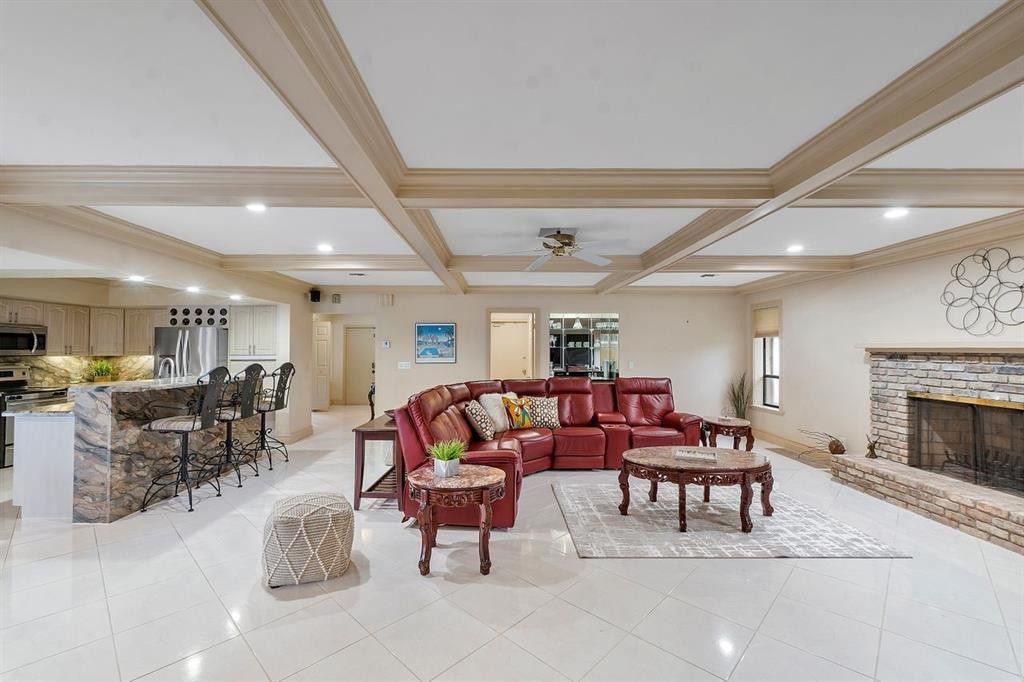 2363 Deer Creek Trail
