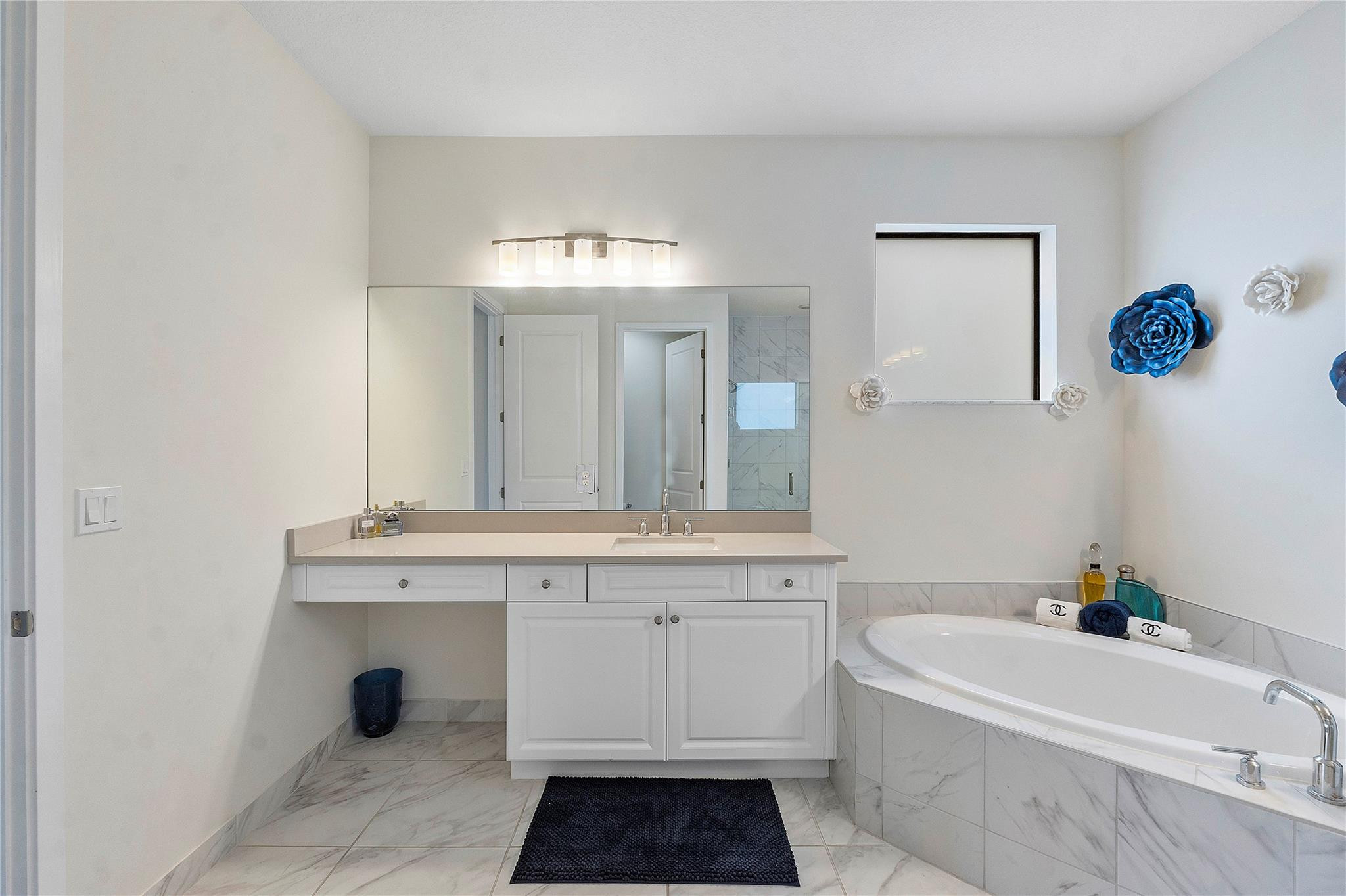 7269 Montereal Path