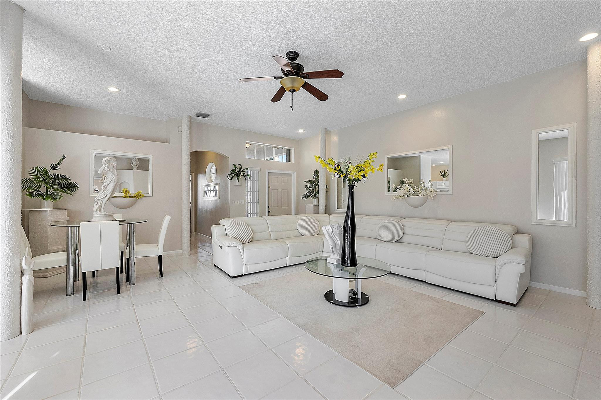 6876 NW 32nd Street