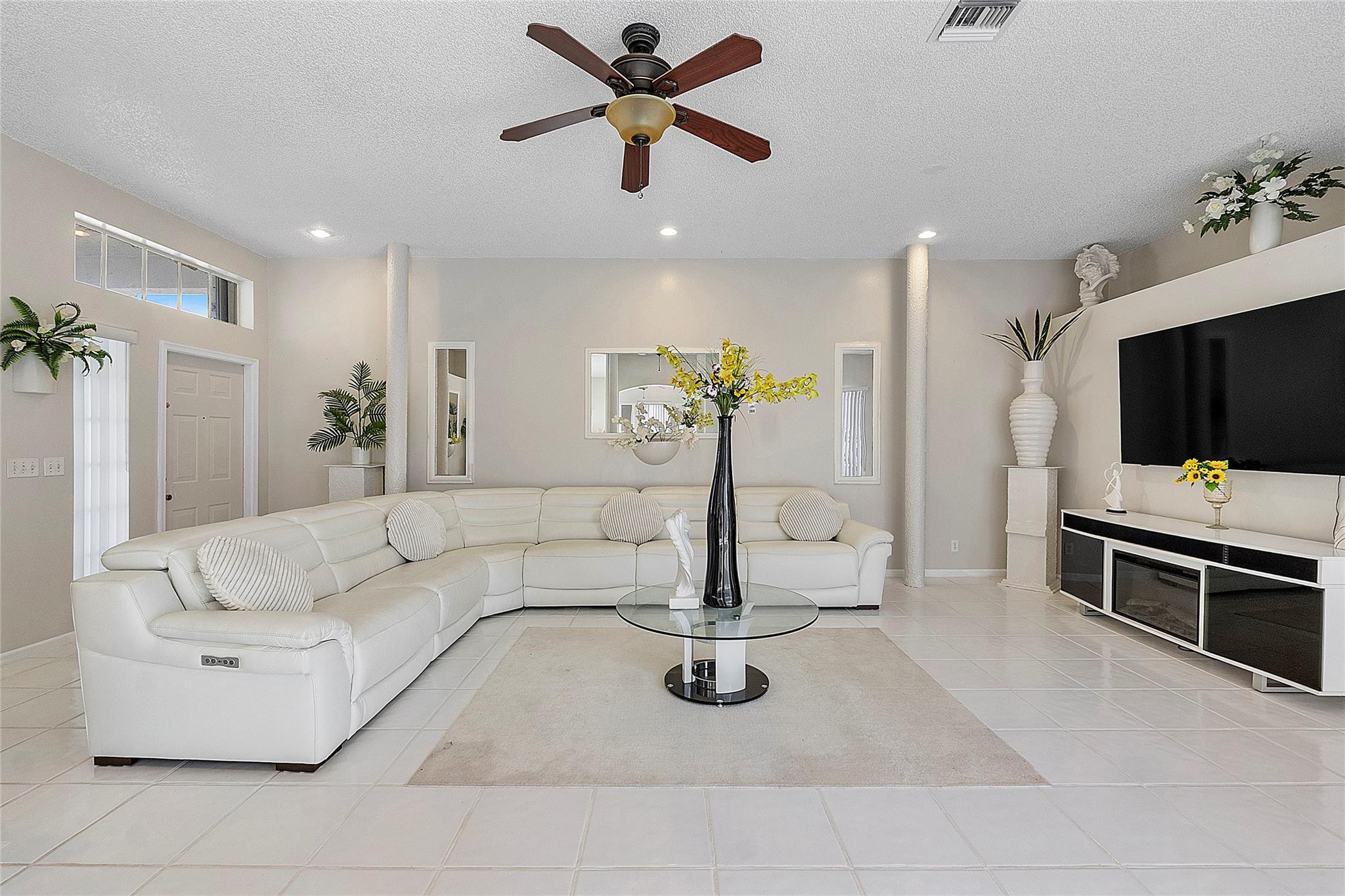6876 NW 32nd Street