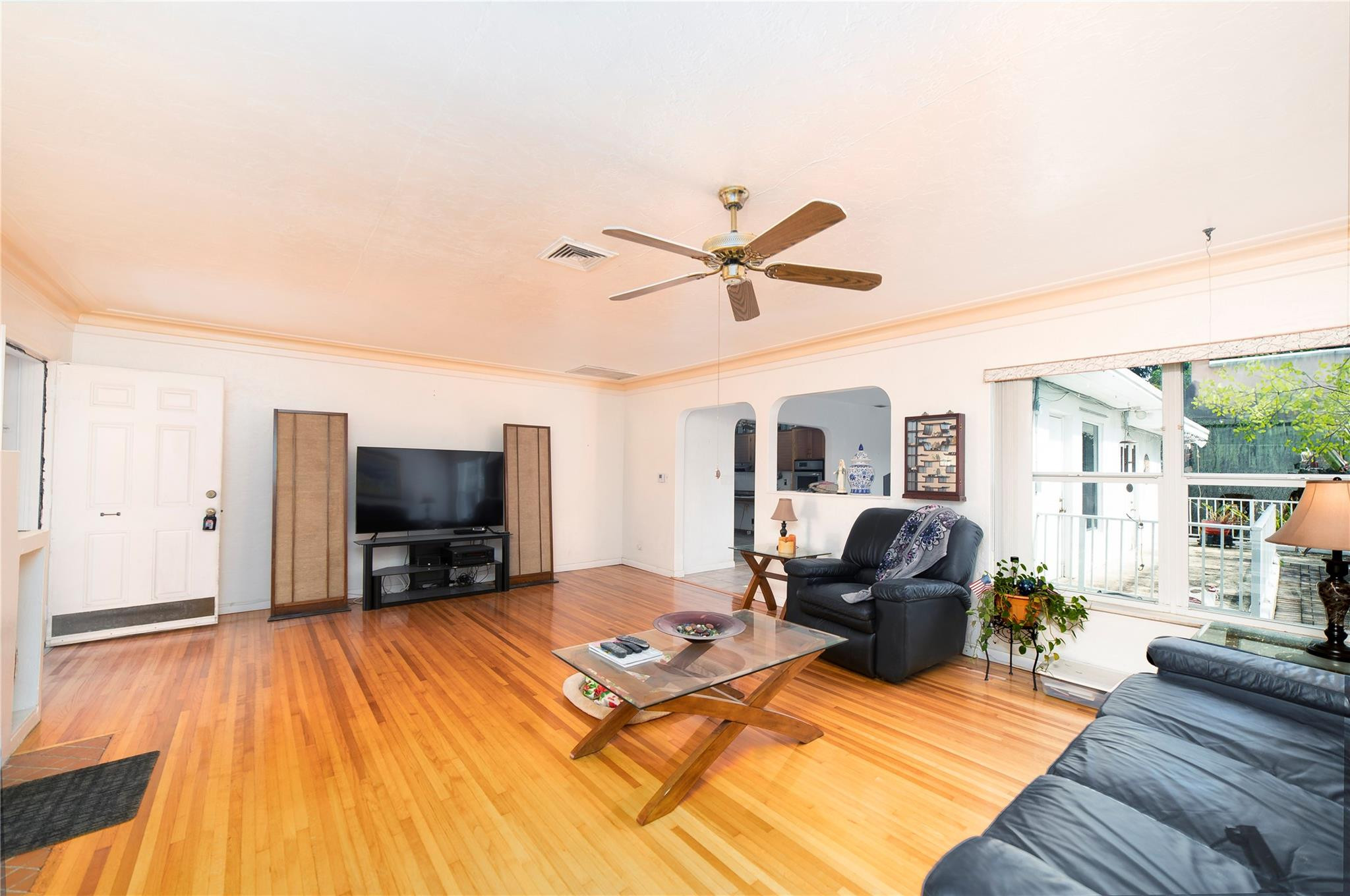 119 SW 3rd Avenue