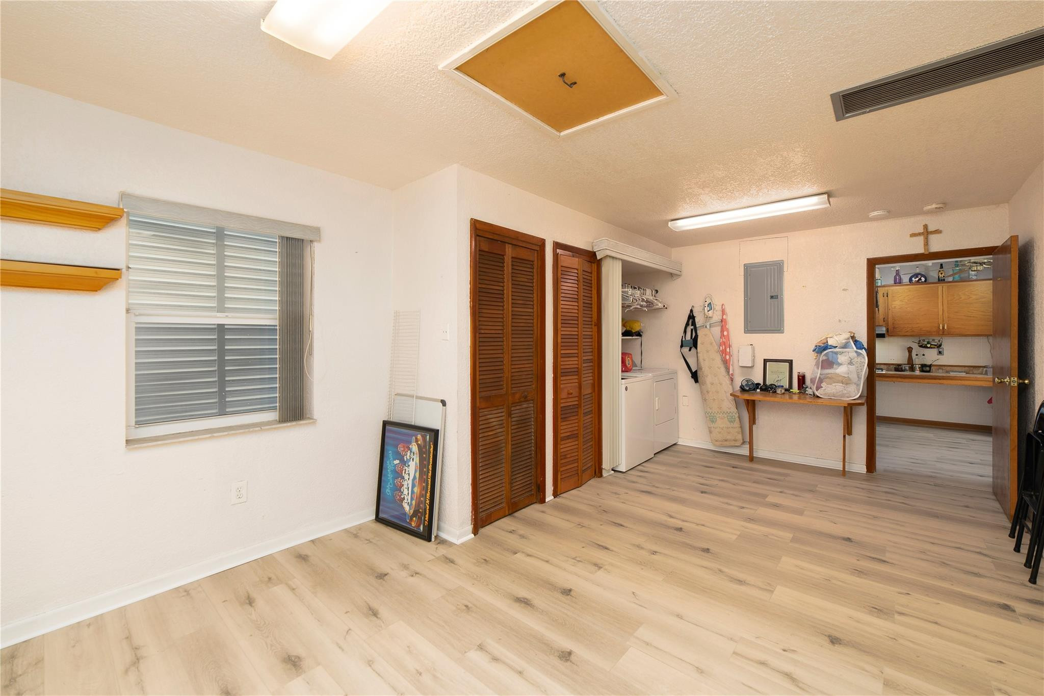 119 SW 3rd Avenue