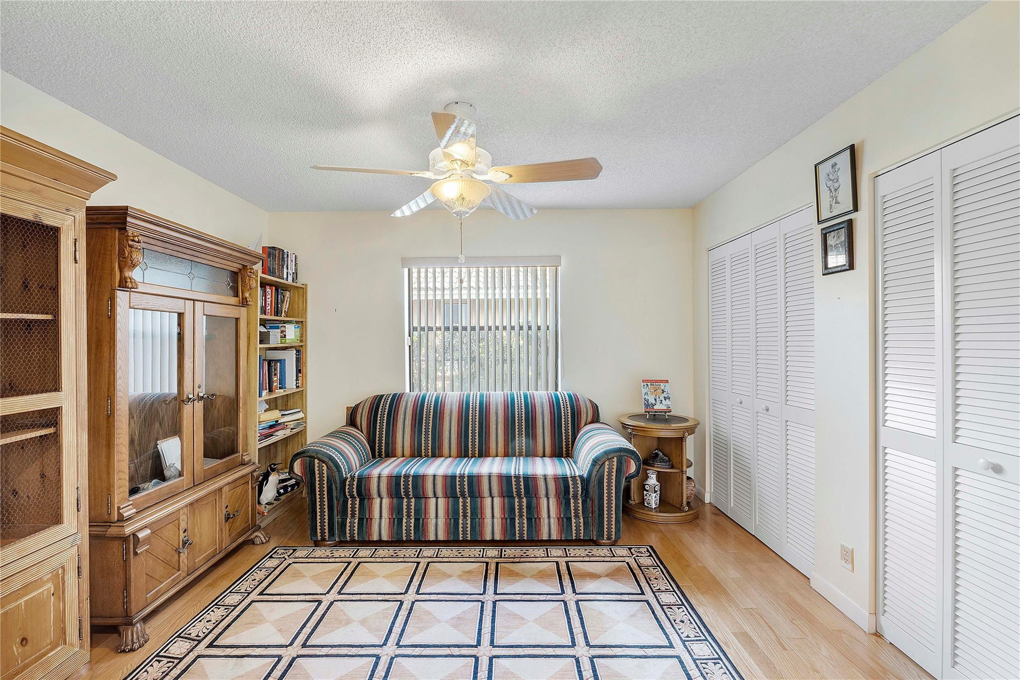 8977 NW 53rd Manor