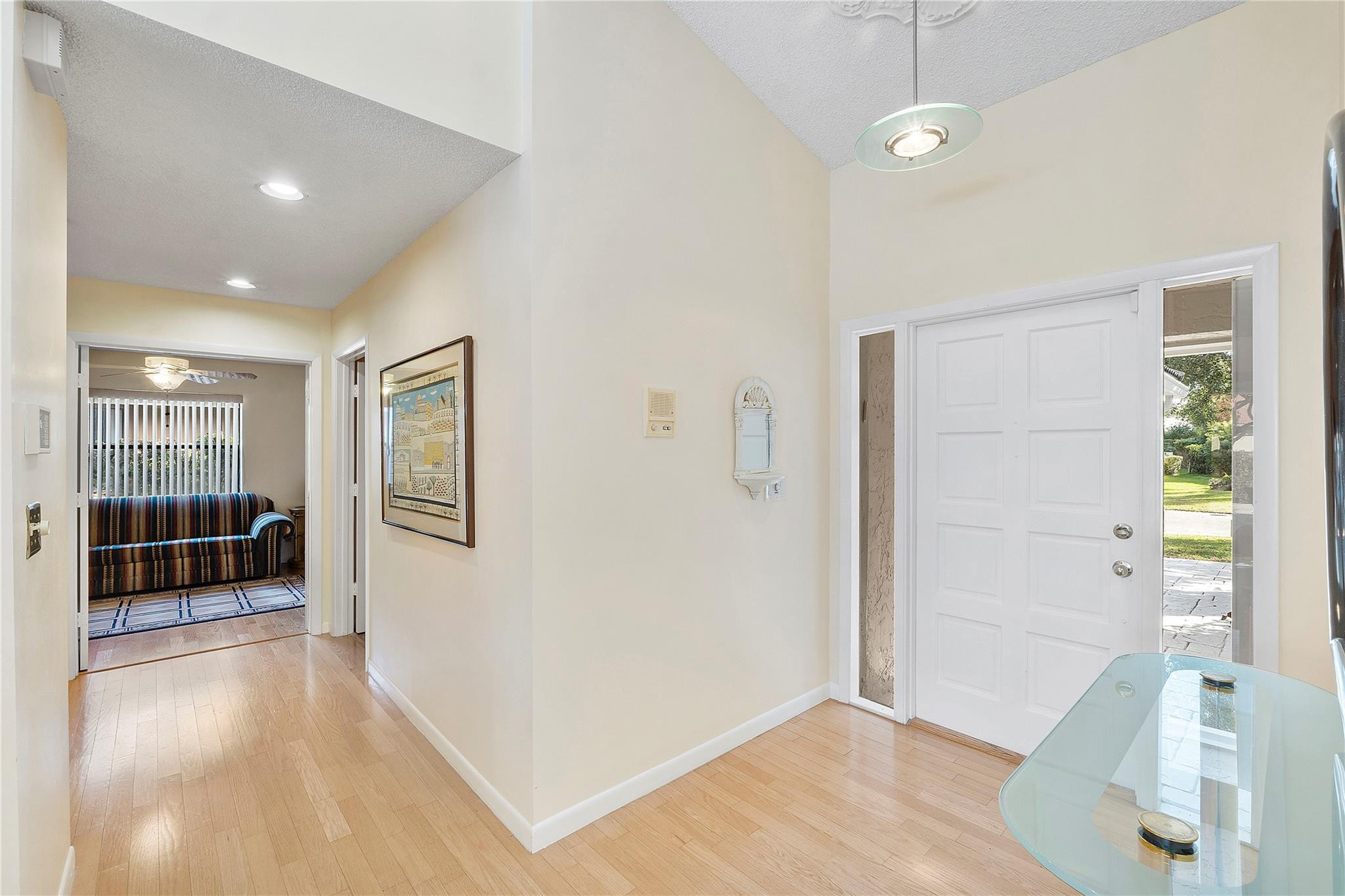 8977 NW 53rd Manor