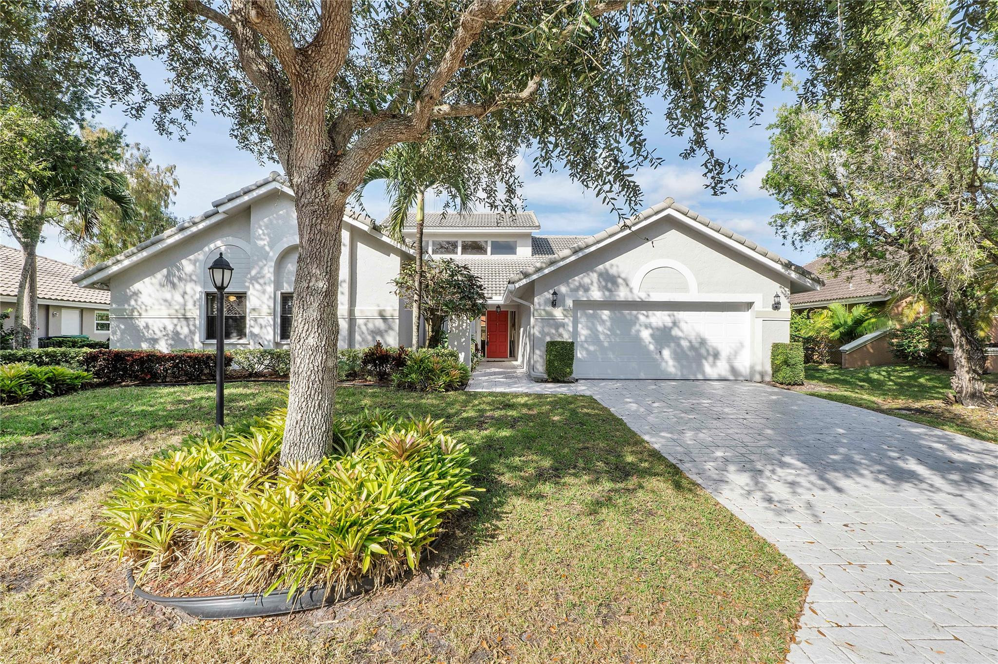 8977 NW 53rd Manor