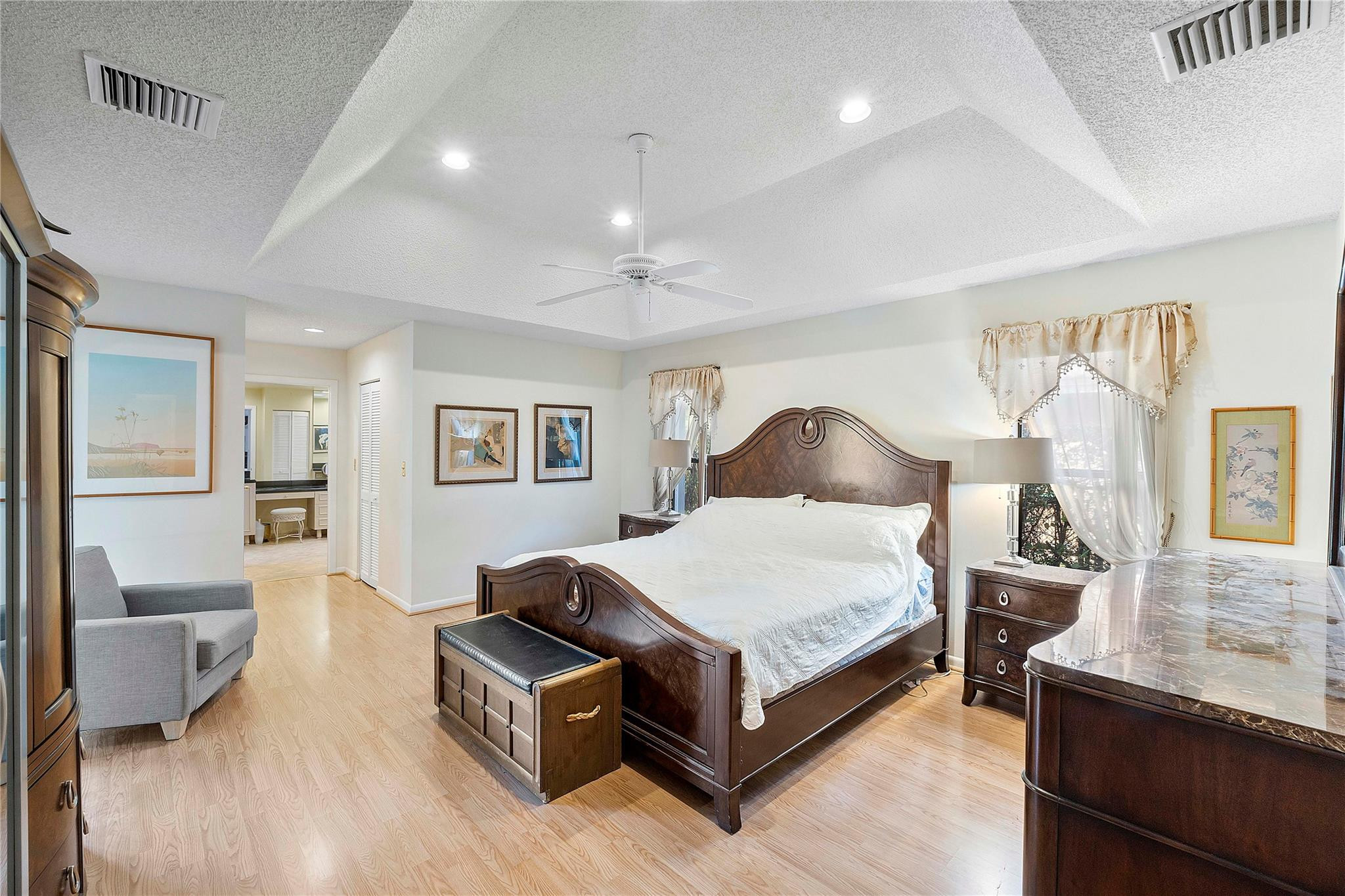 8977 NW 53rd Manor