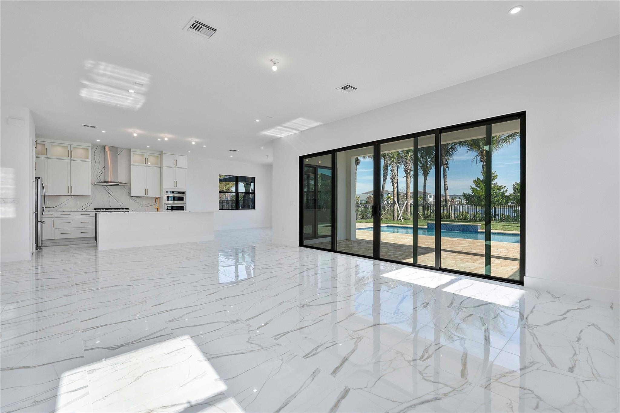 12404 Solana Bay Circle