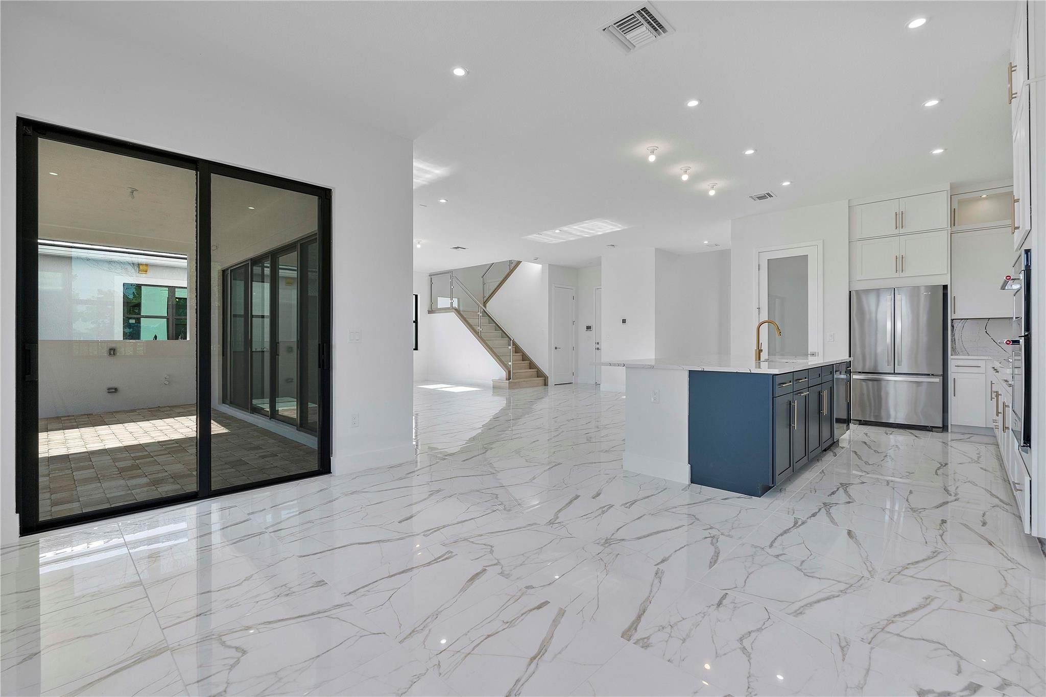 12404 Solana Bay Circle