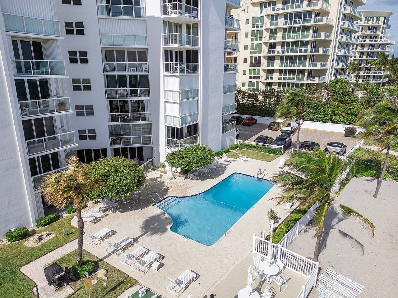 1057 Hillsboro Mile 714