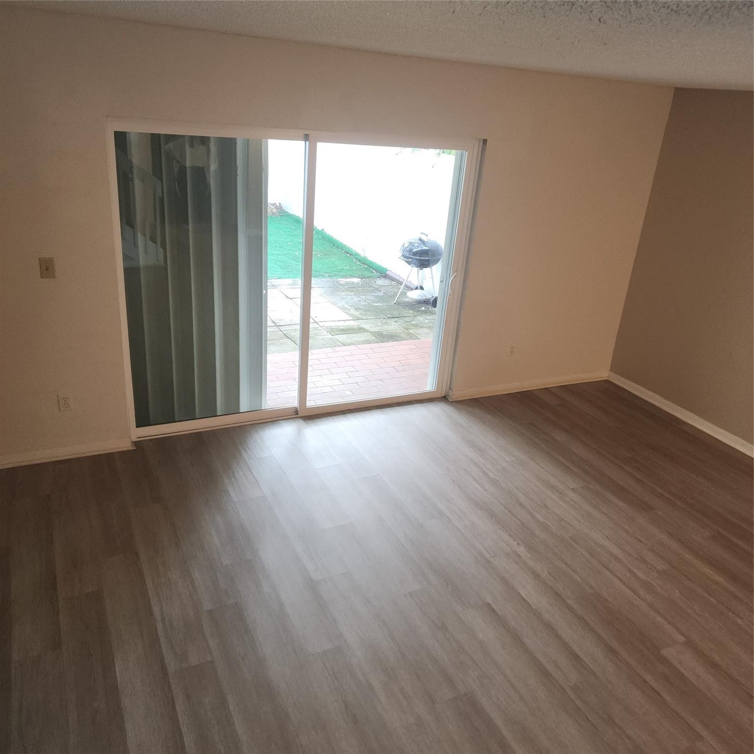 951 SW 8th Street