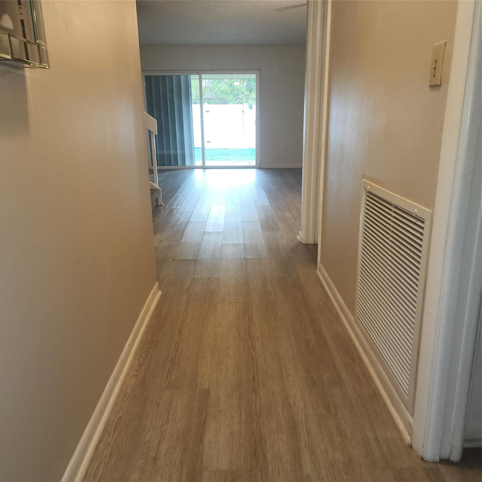 951 SW 8th Street