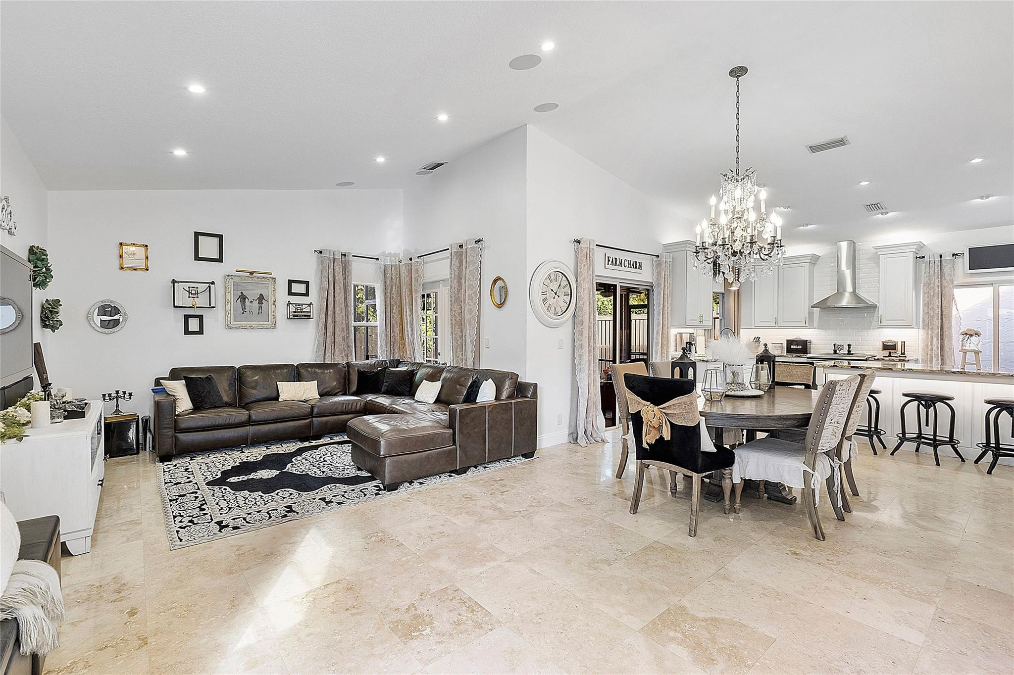 6613 Stratford Drive