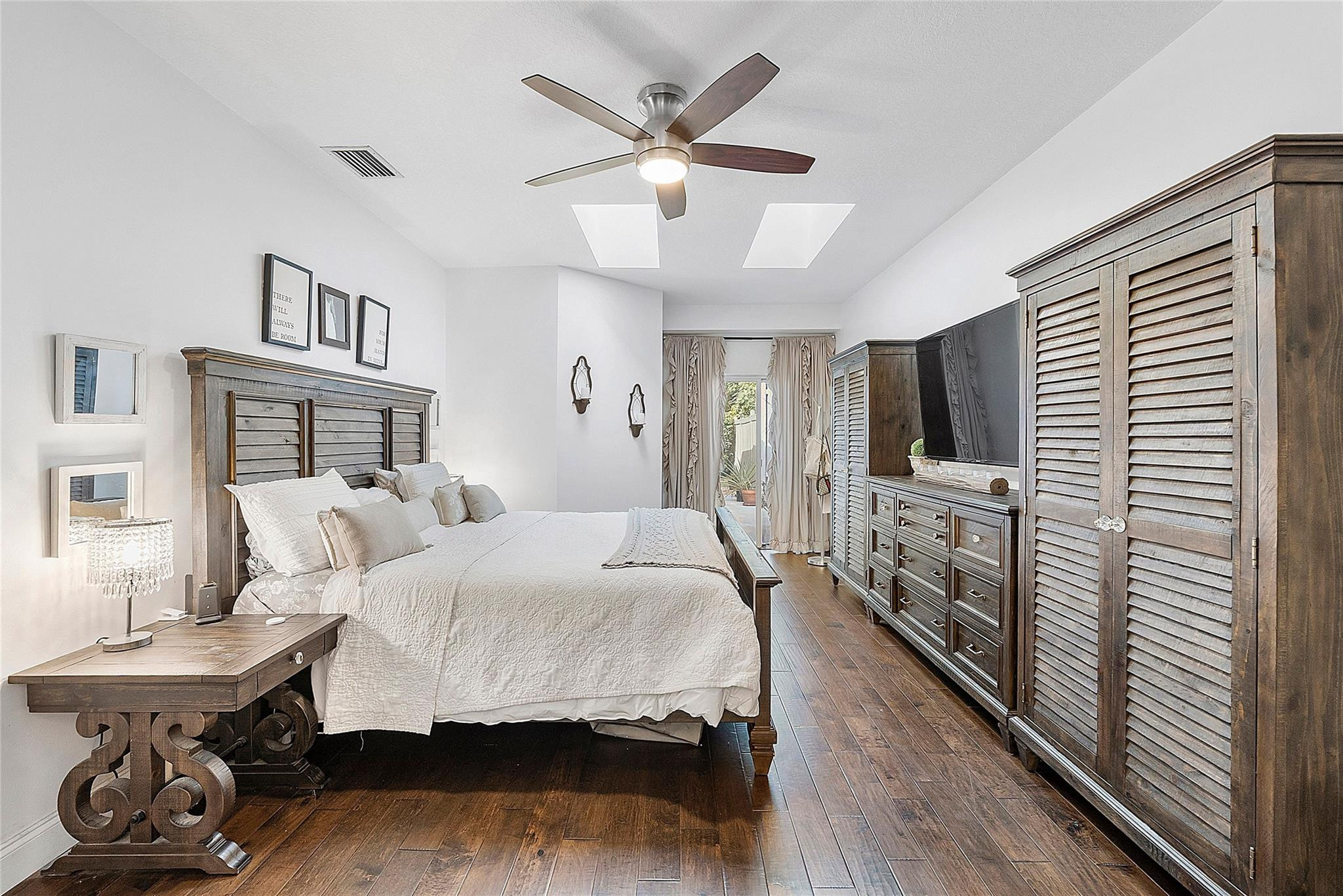 6613 Stratford Drive