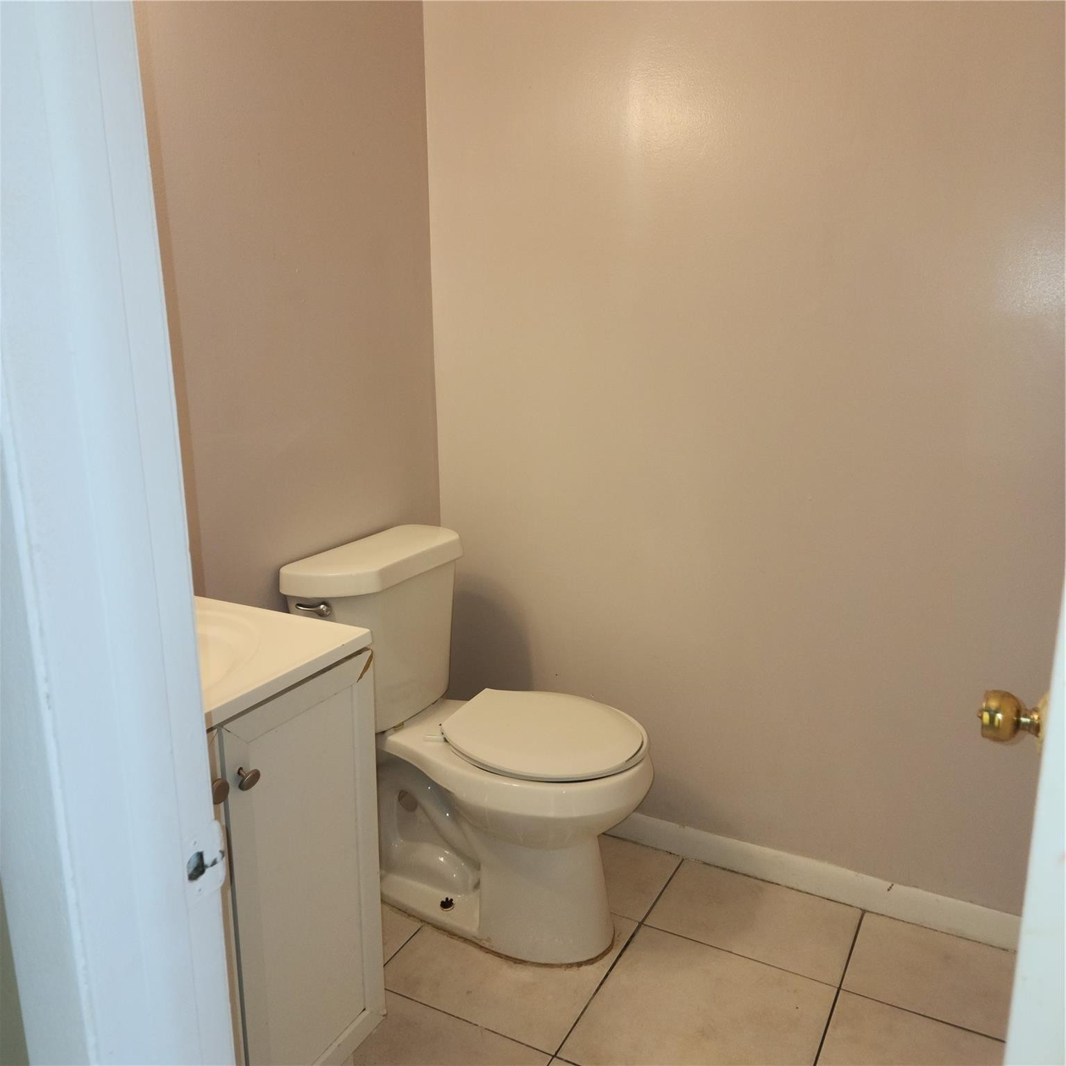 953 SW 8th Street