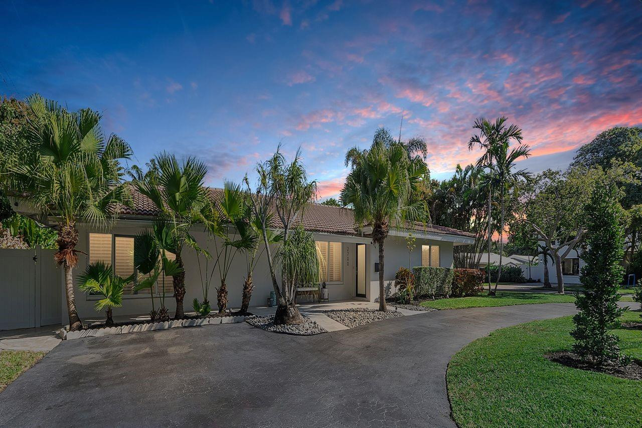 2700 NE 26th Terrace