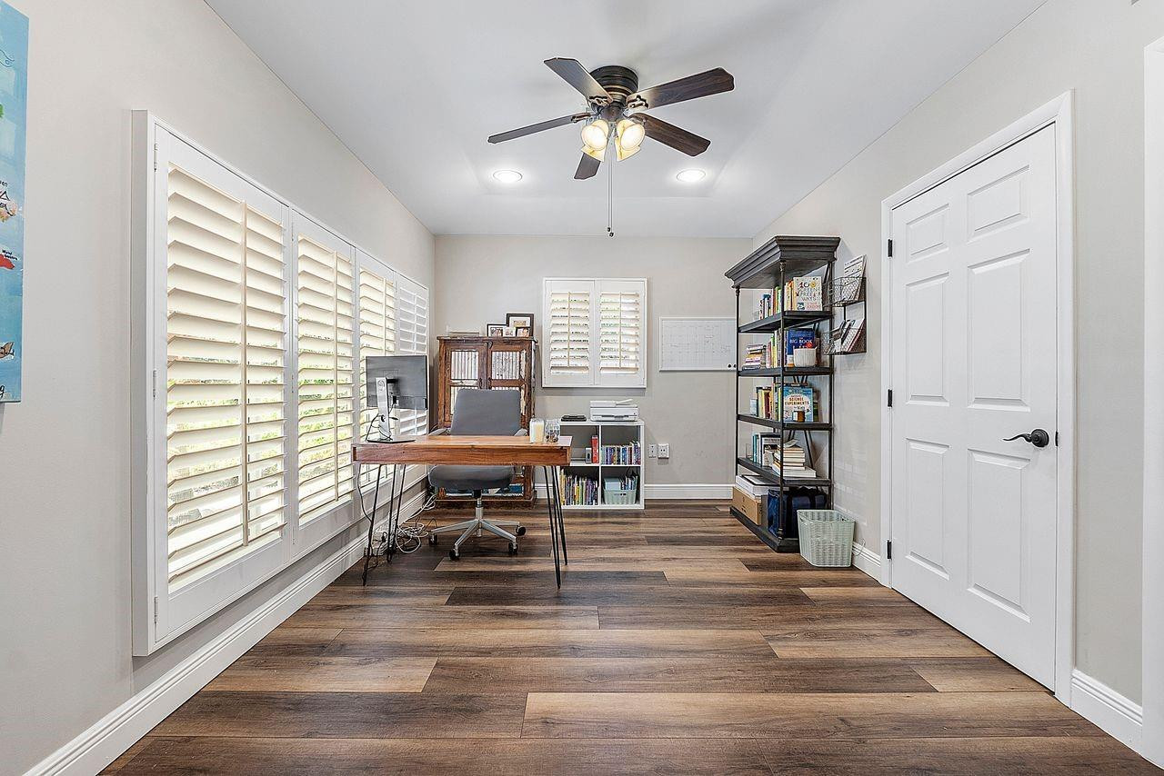 2700 NE 26th Terrace