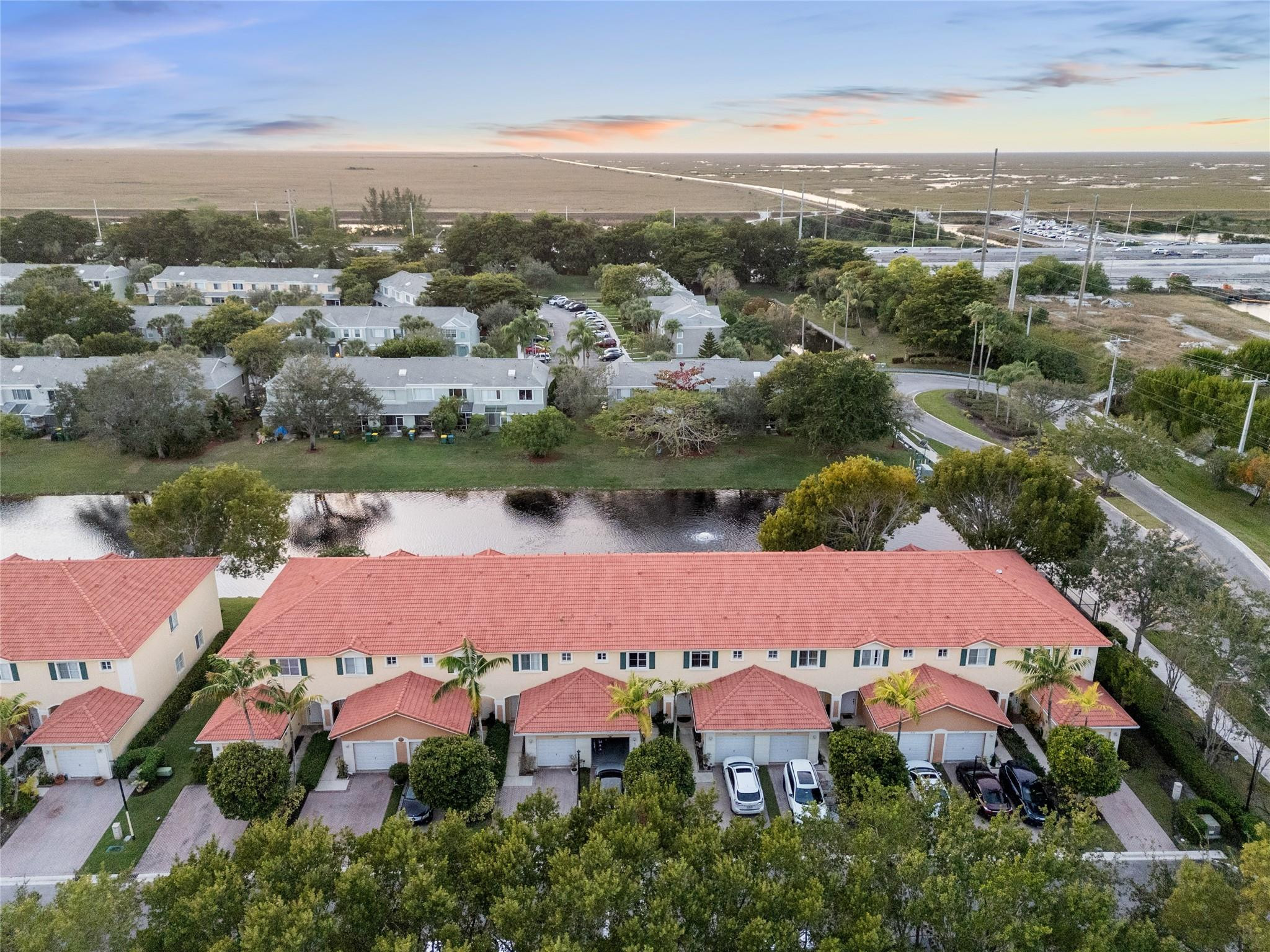 8301 Santa Monica Terrace