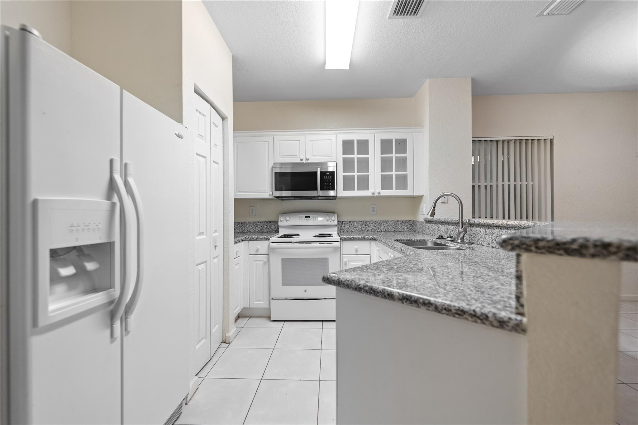 8301 Santa Monica Terrace