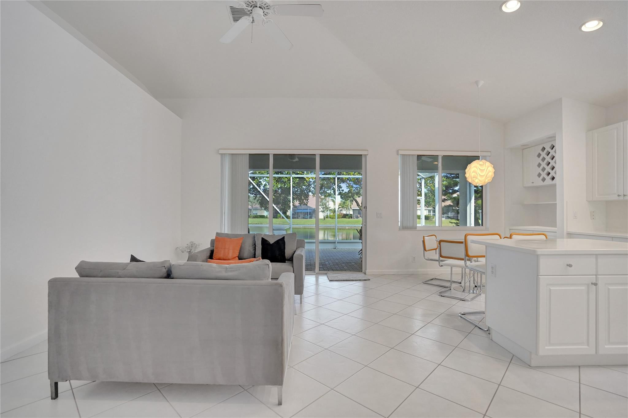 9372 Sandpiper Lane