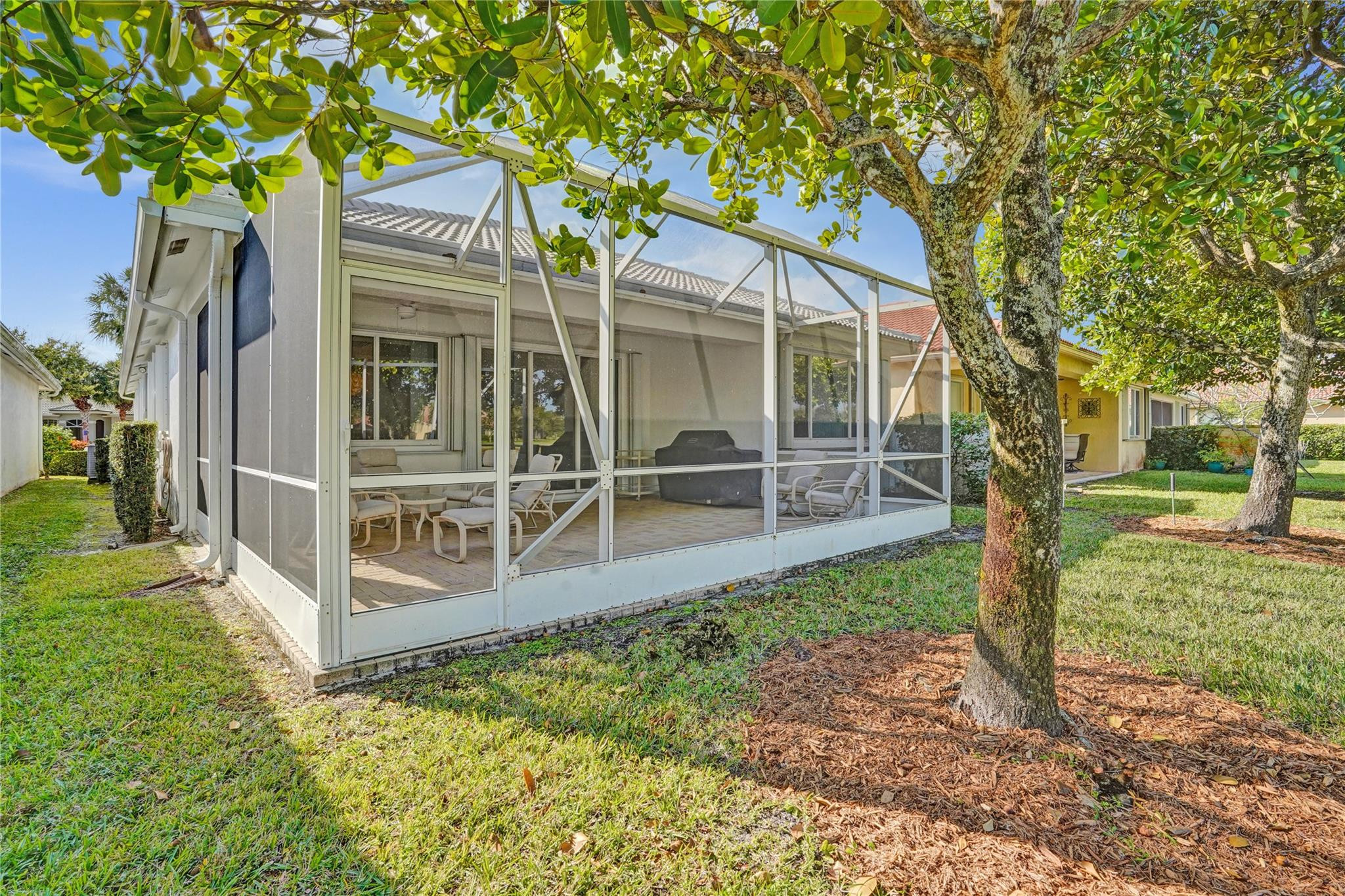 9372 Sandpiper Lane