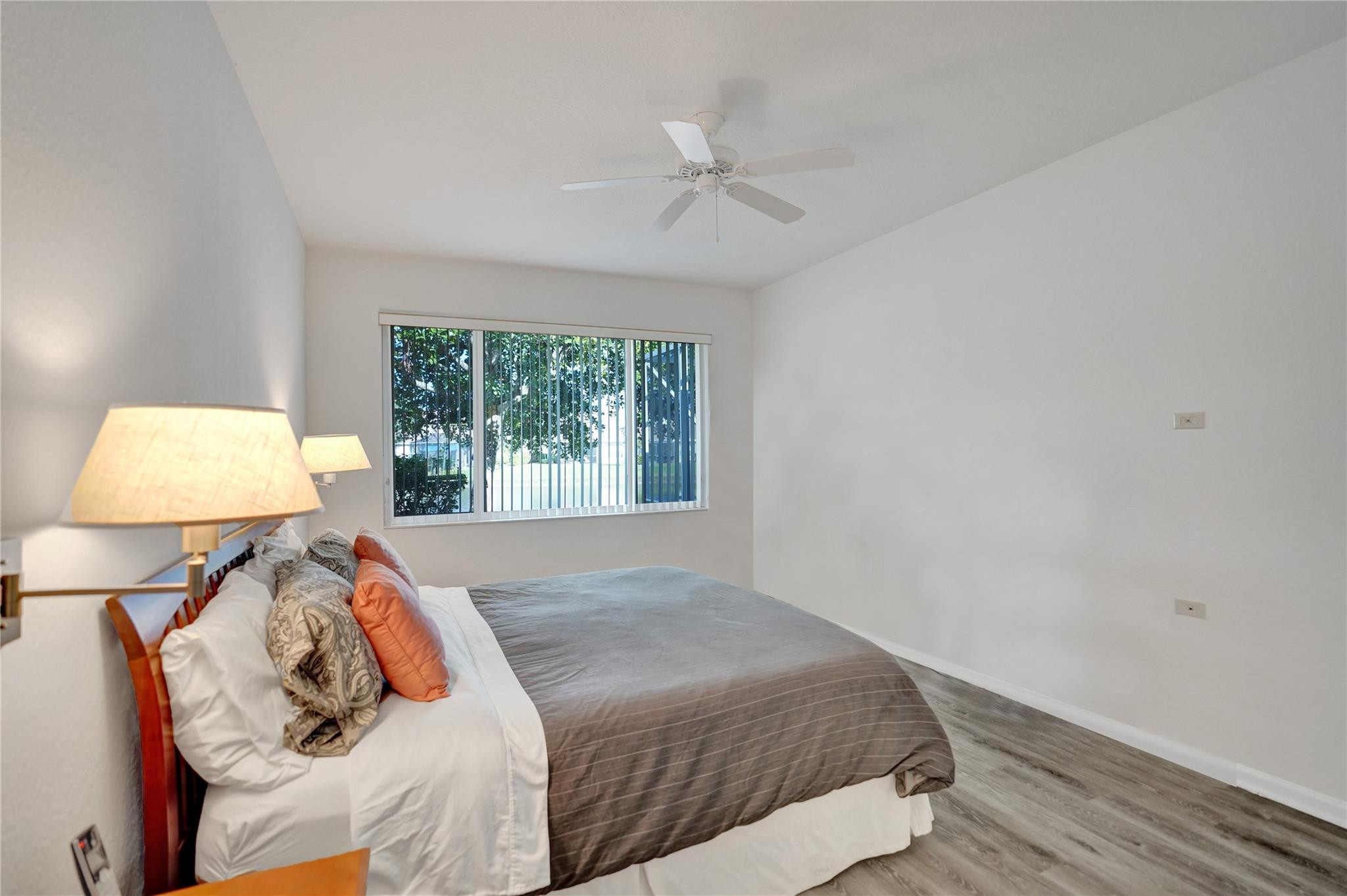9372 Sandpiper Lane