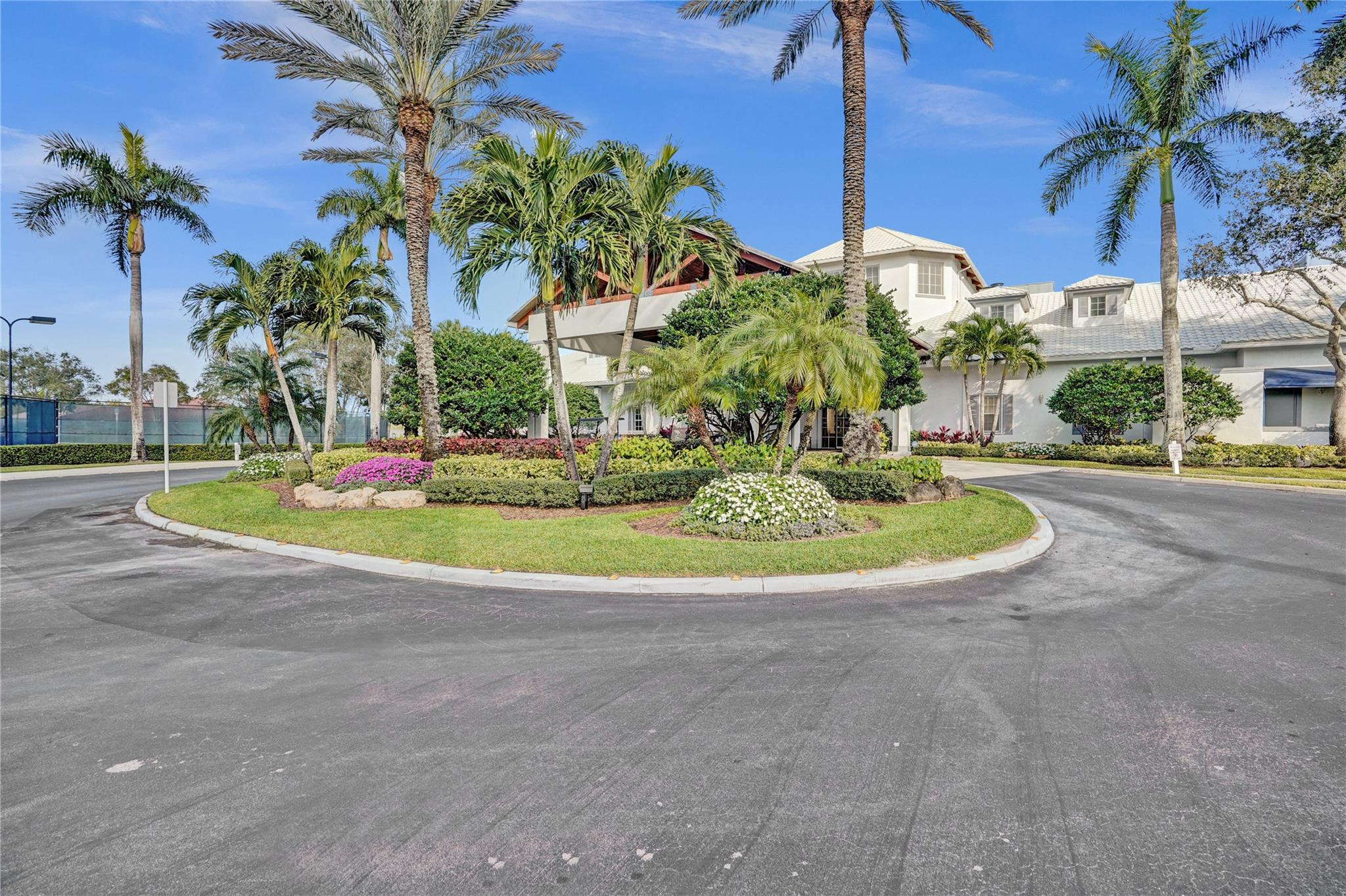 9372 Sandpiper Lane