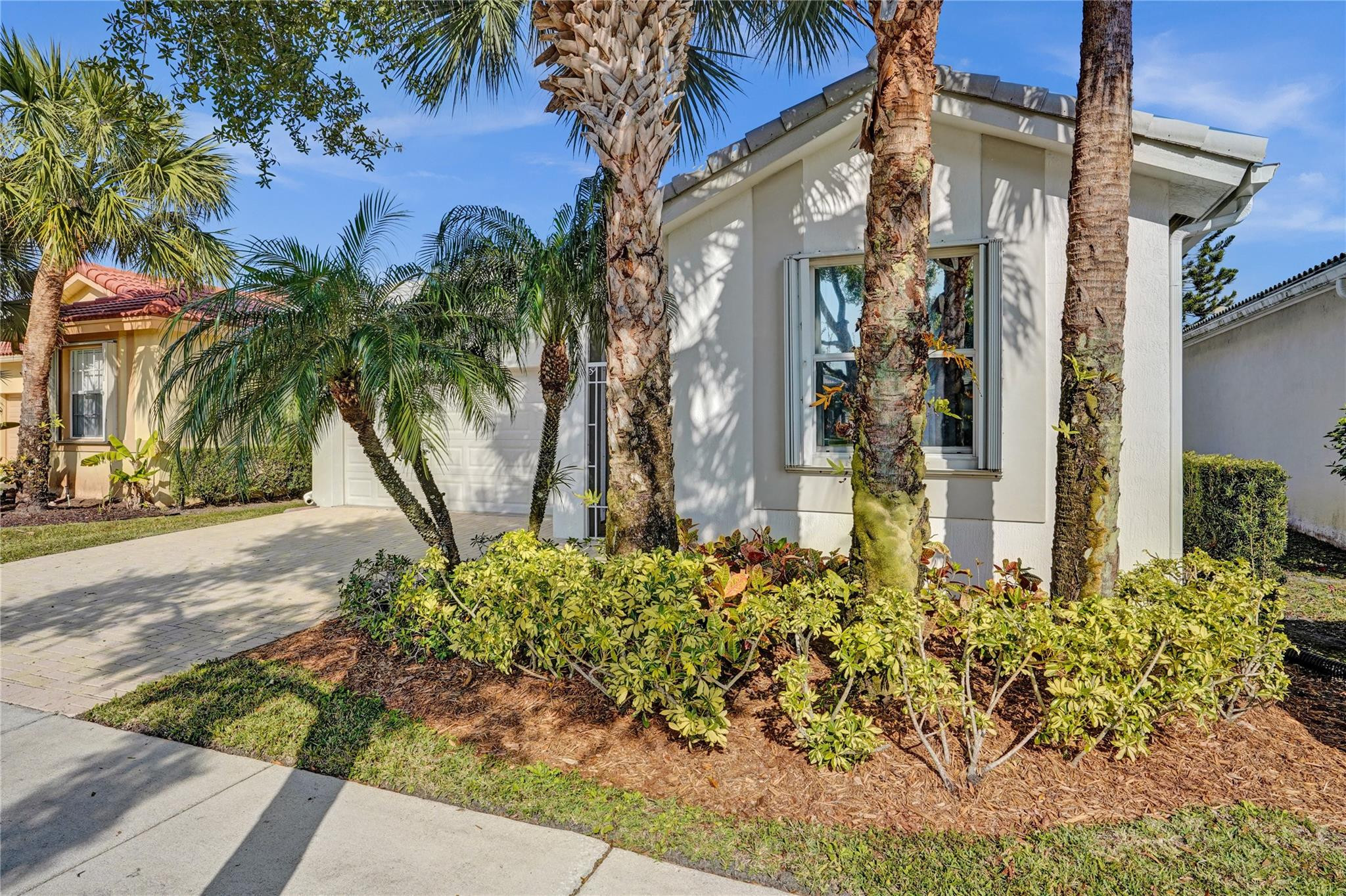 9372 Sandpiper Lane
