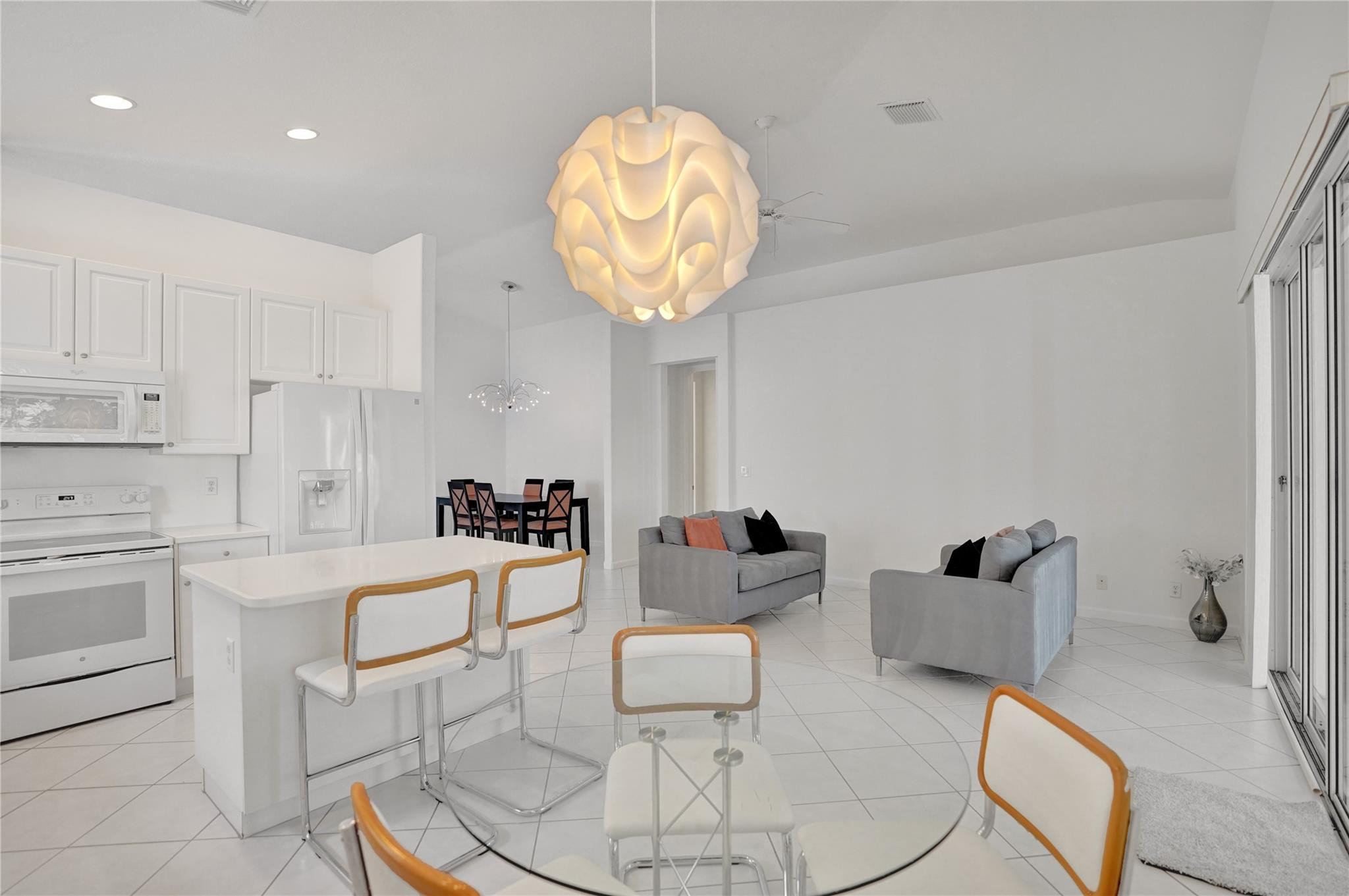 9372 Sandpiper Lane