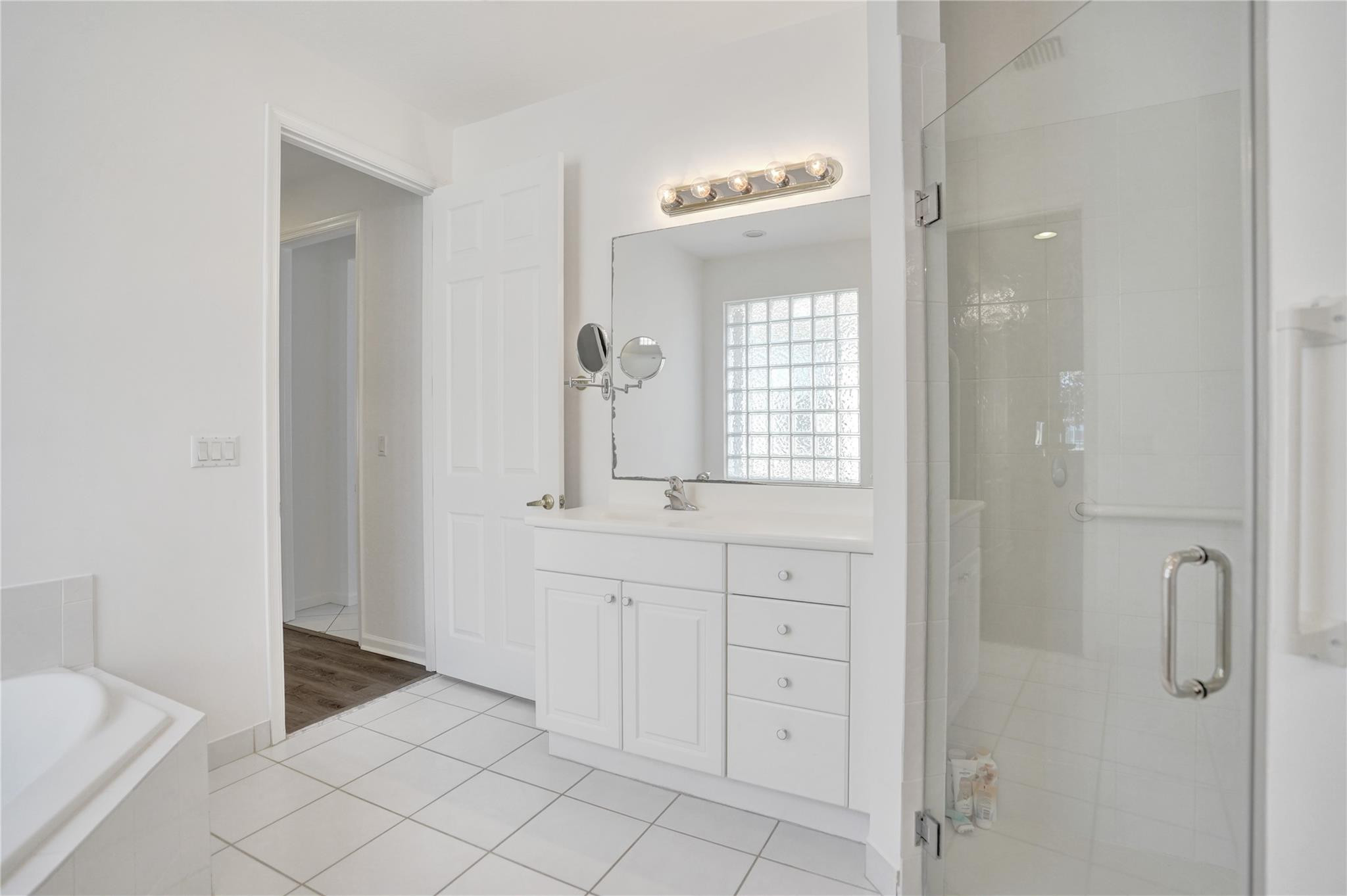9372 Sandpiper Lane