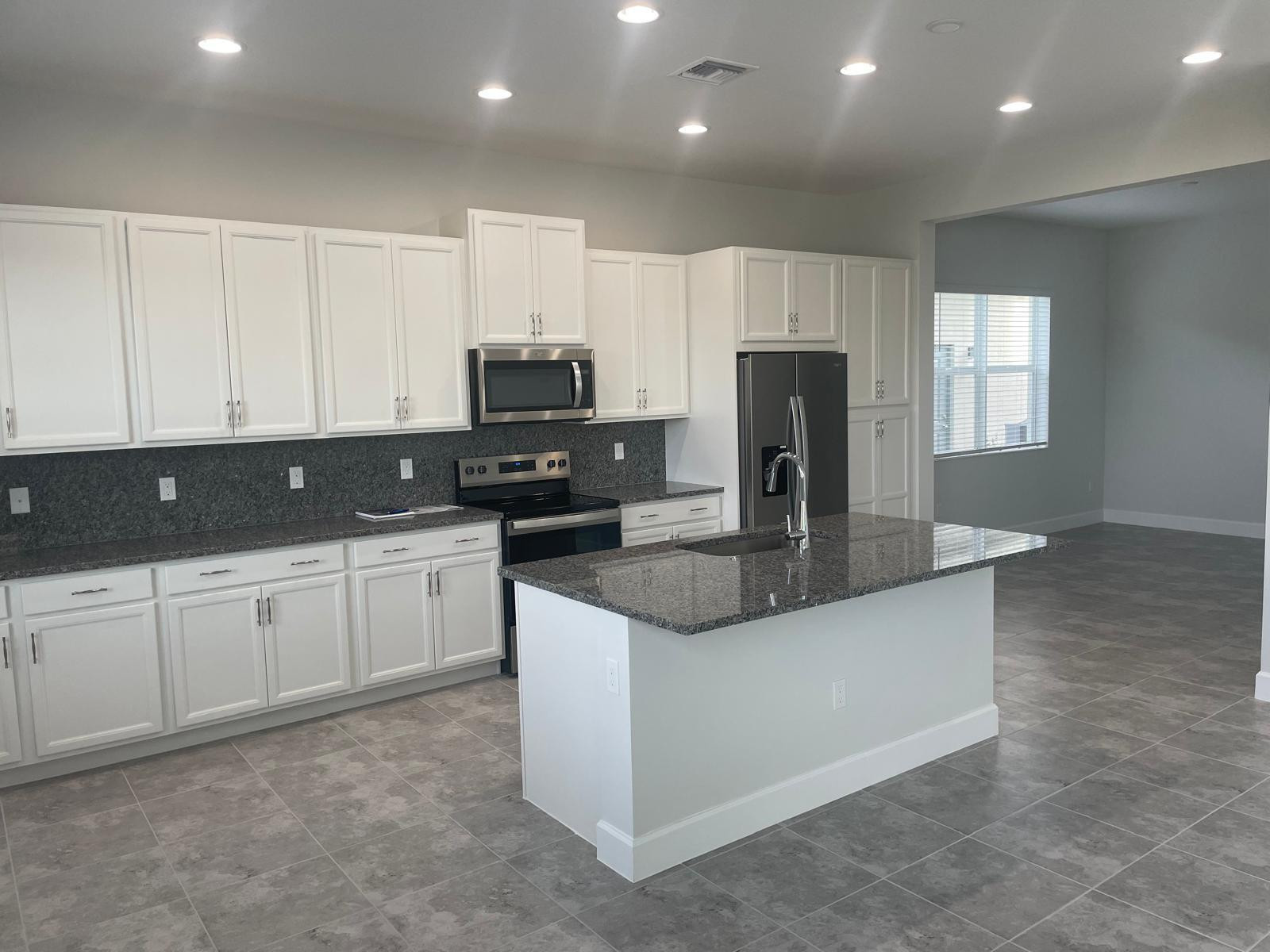 14225 Graybark Bend