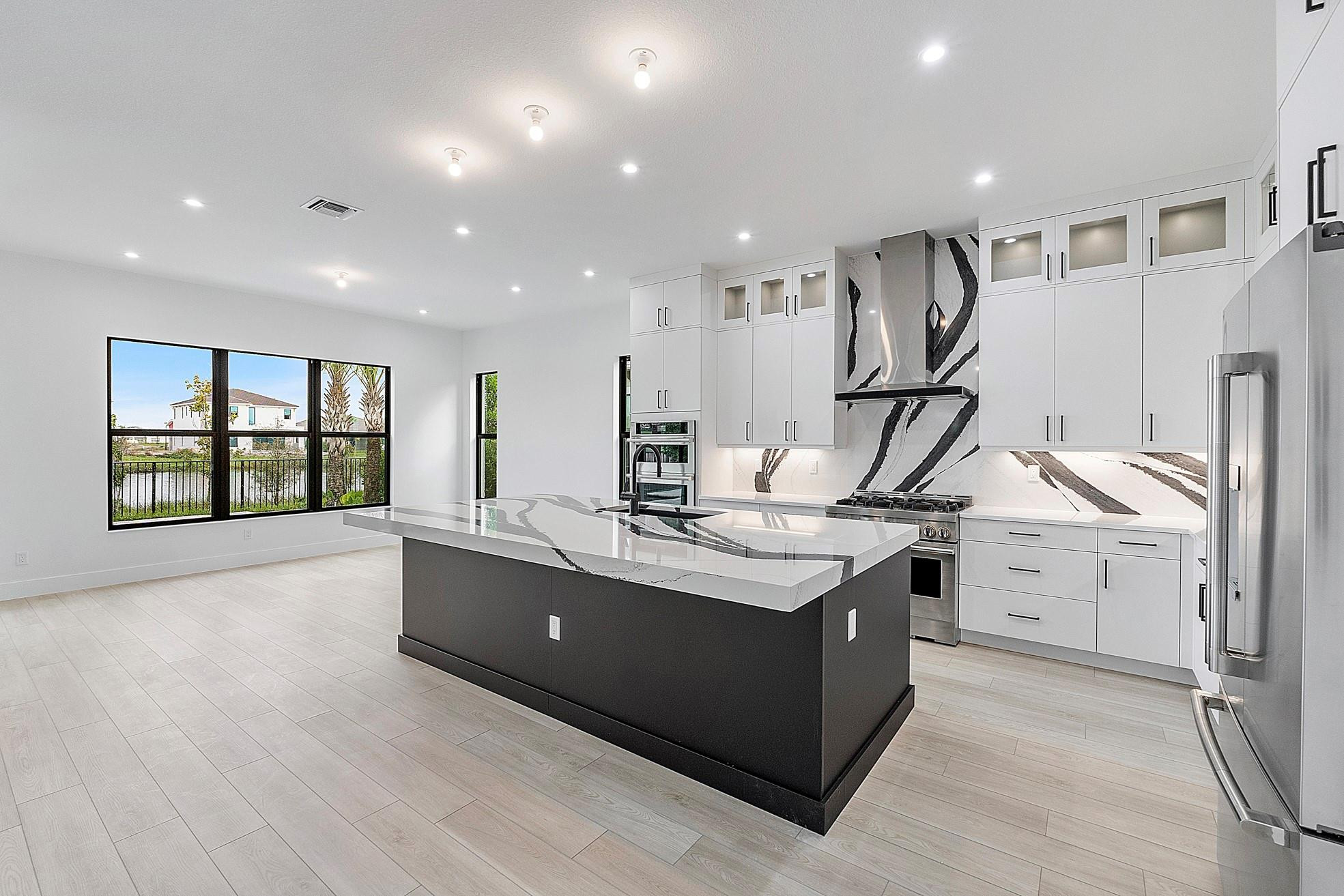 12482 Solana Bay Circle