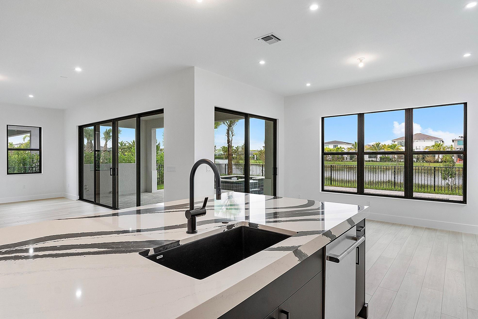 12482 Solana Bay Circle
