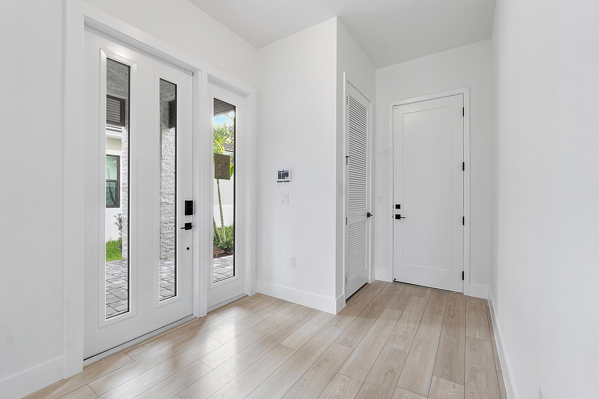 12482 Solana Bay Circle