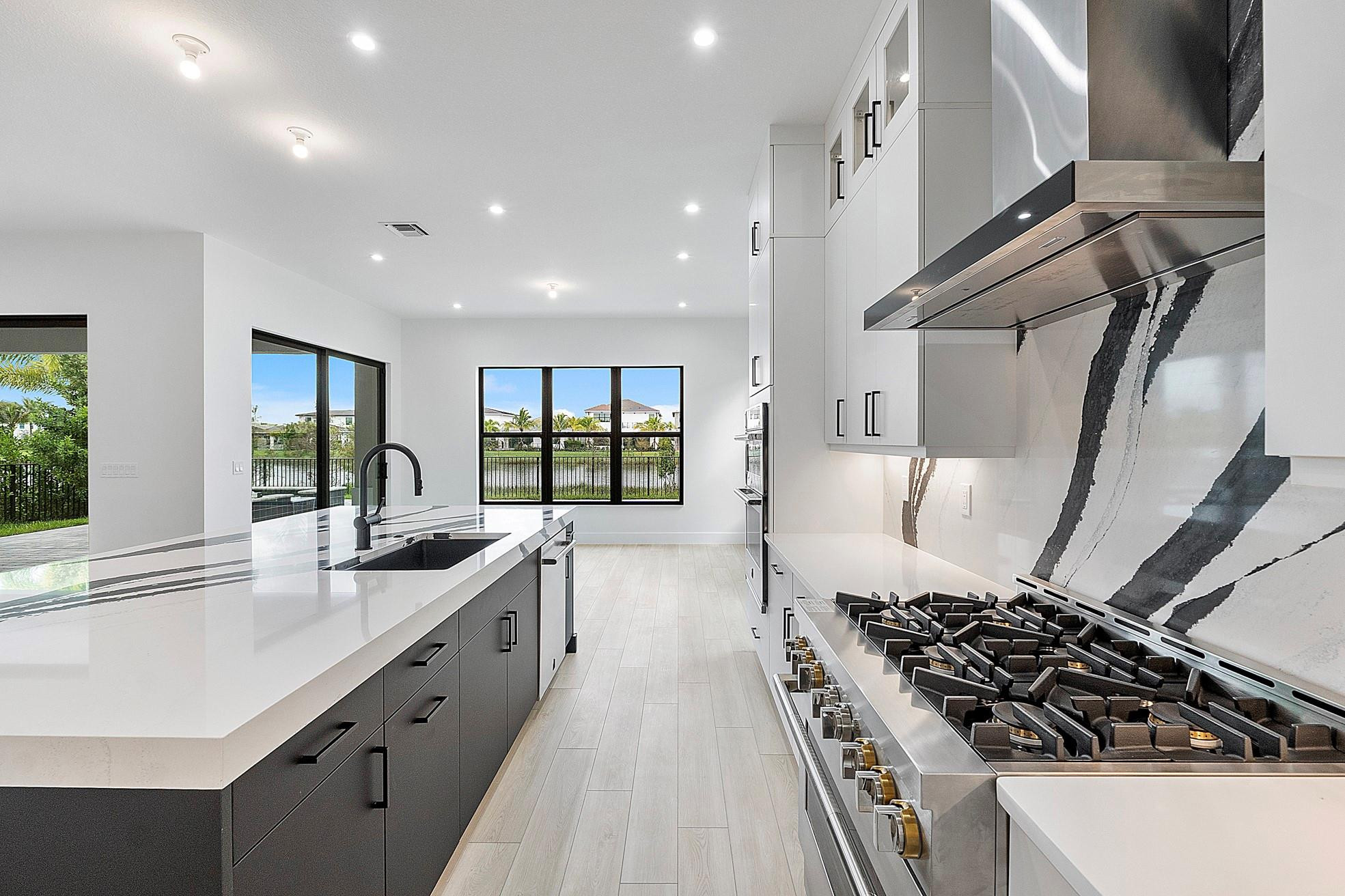 12482 Solana Bay Circle