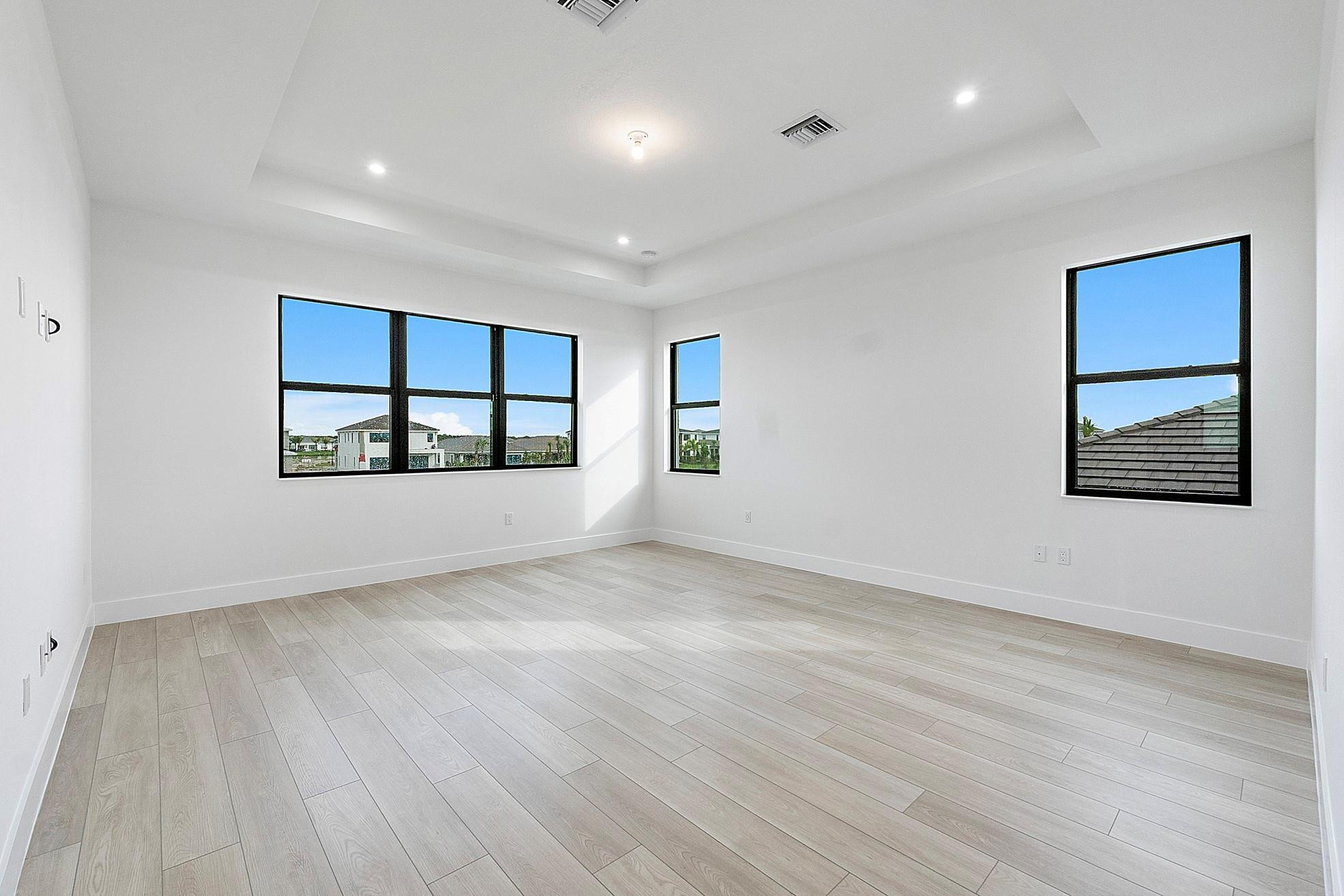 12482 Solana Bay Circle