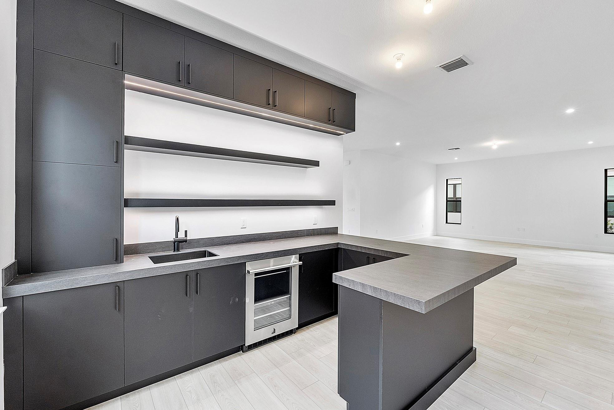 12482 Solana Bay Circle