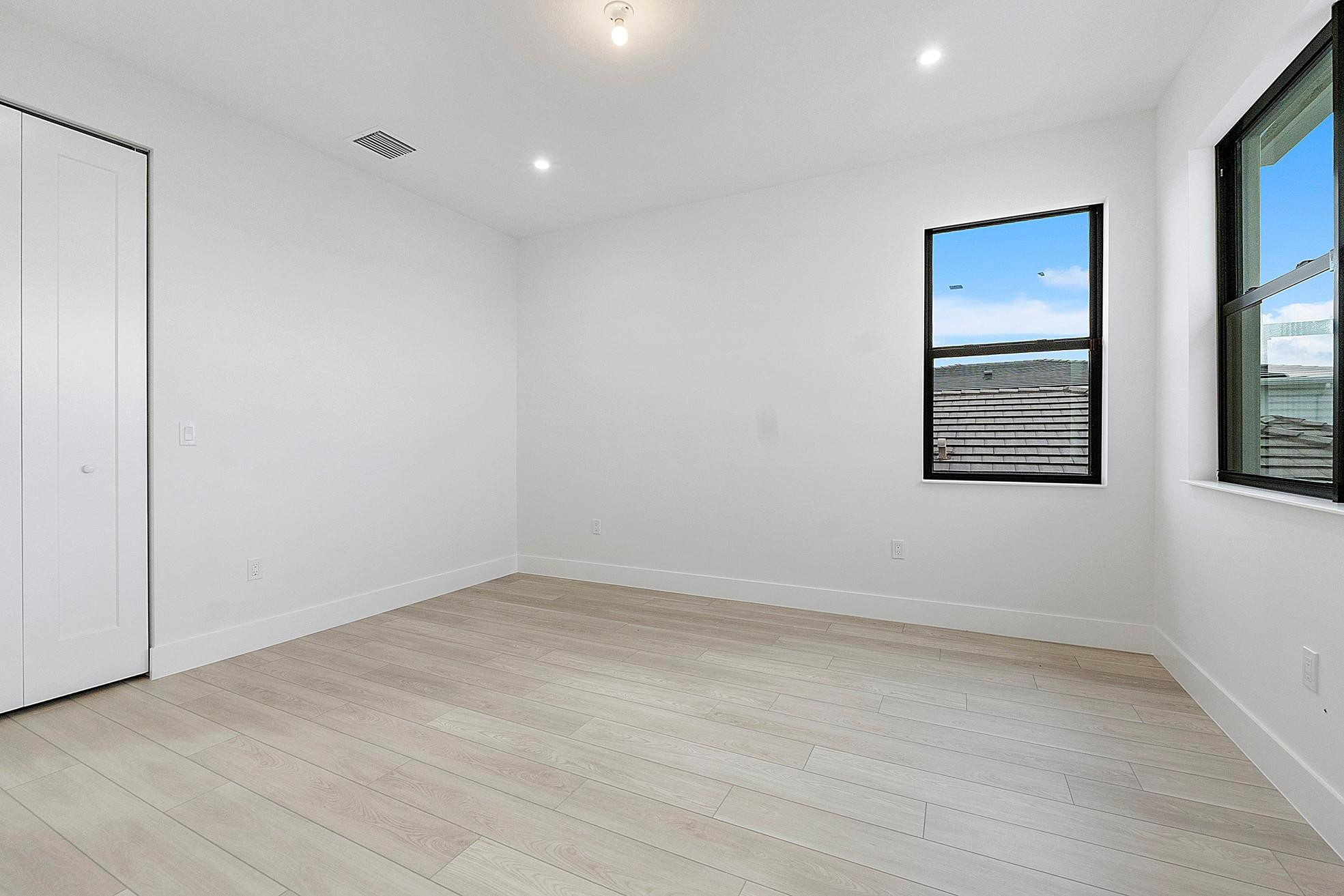 12482 Solana Bay Circle