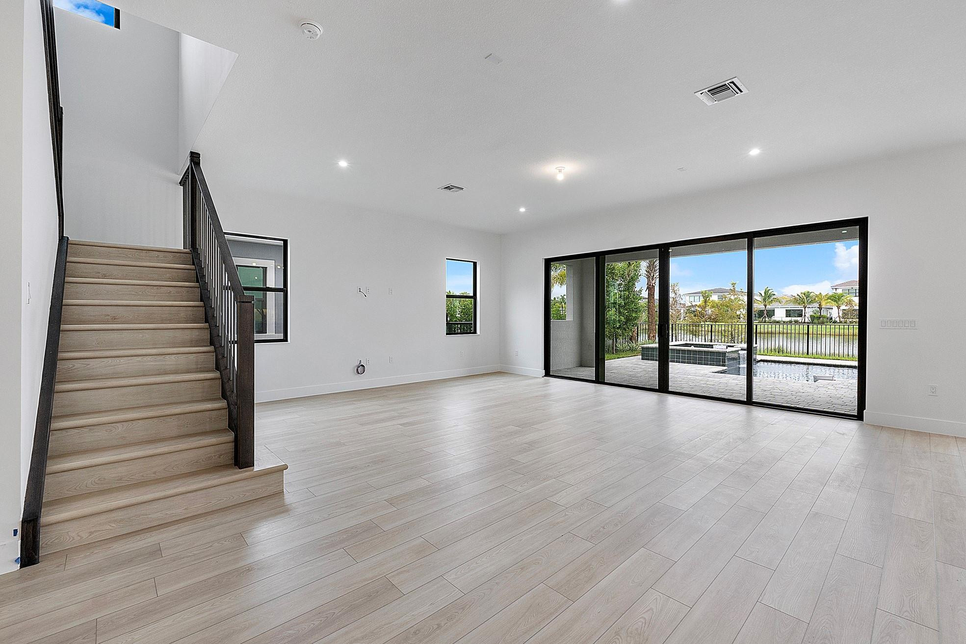 12482 Solana Bay Circle