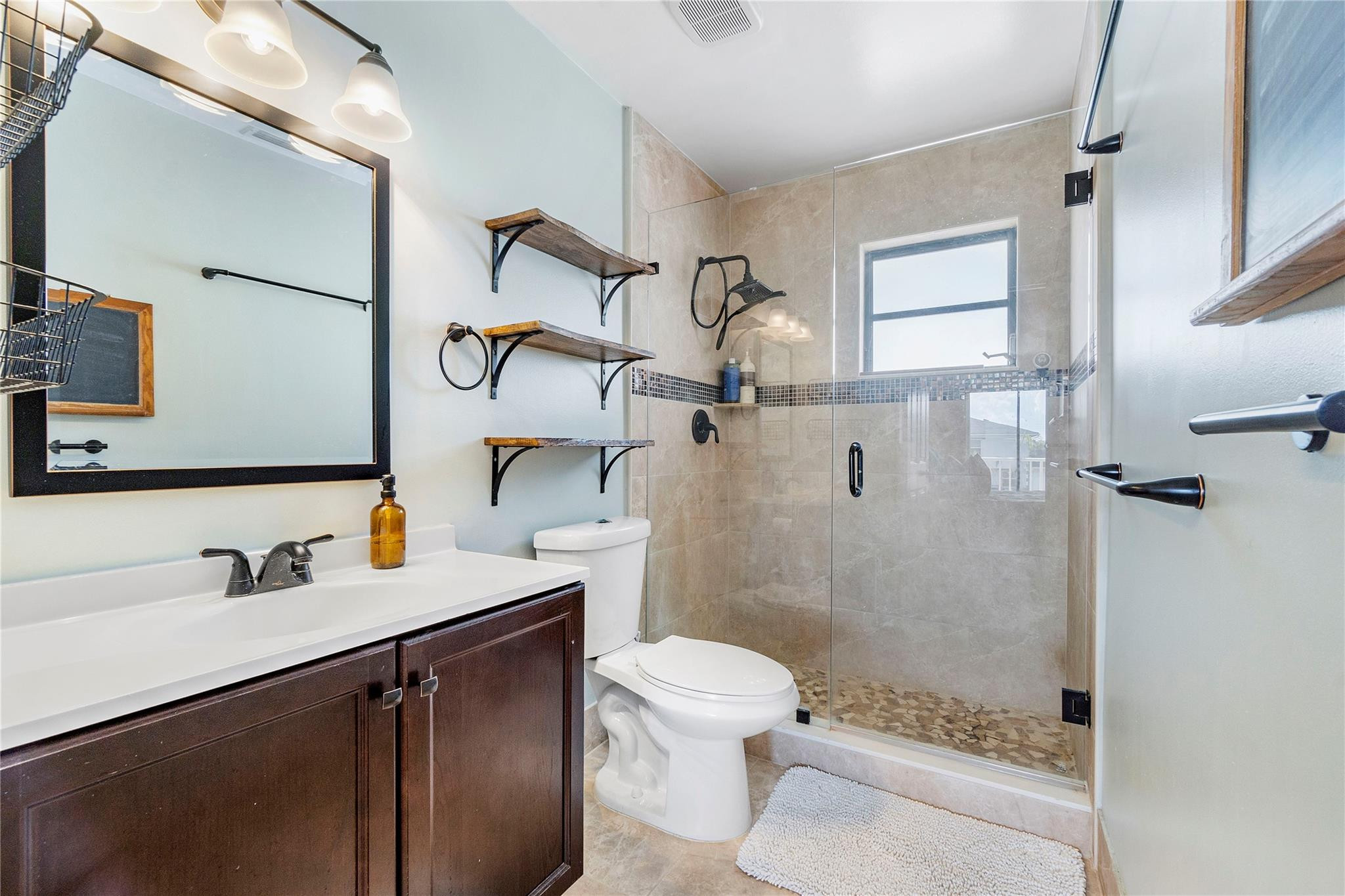 326 W Pine Street 20