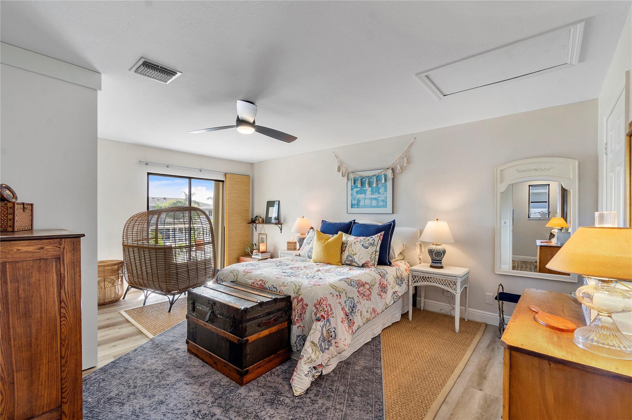 326 W Pine Street 20