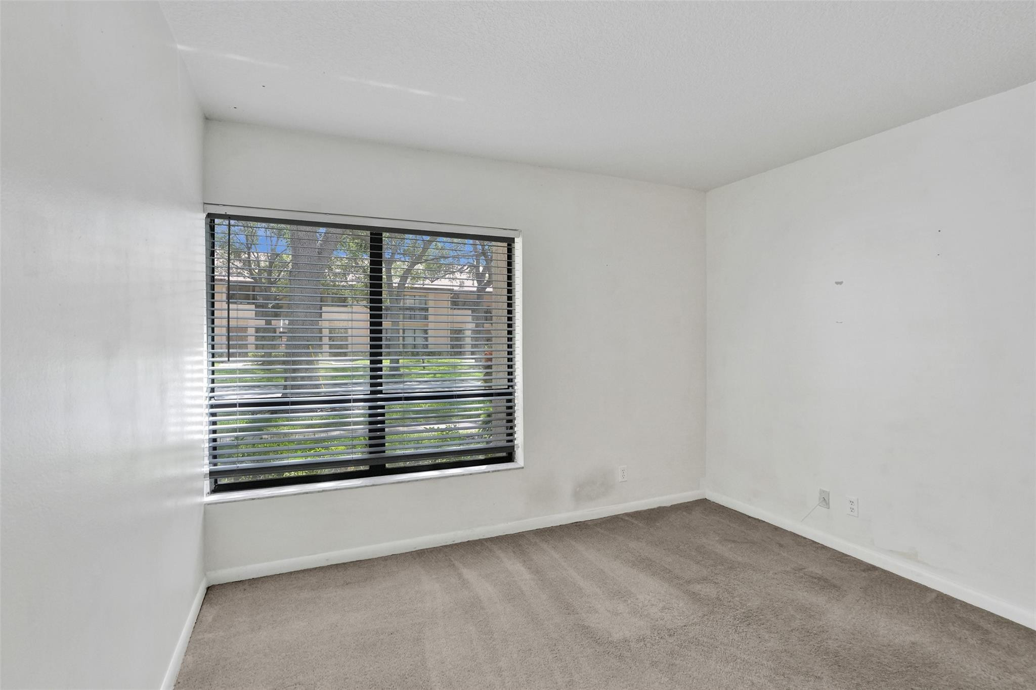 2307 SW 15th Street 3
