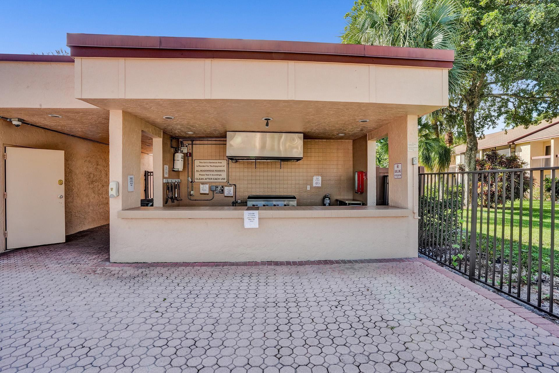 2307 SW 15th Street 3
