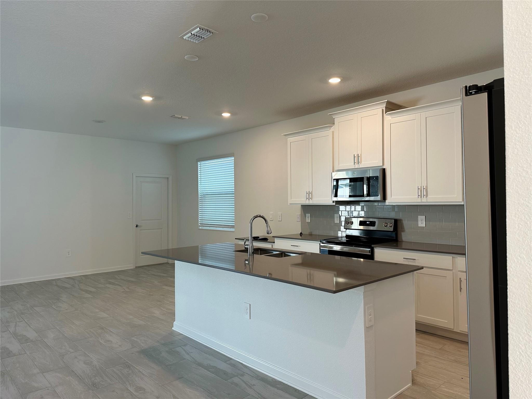 6413 Sprucepine Lane