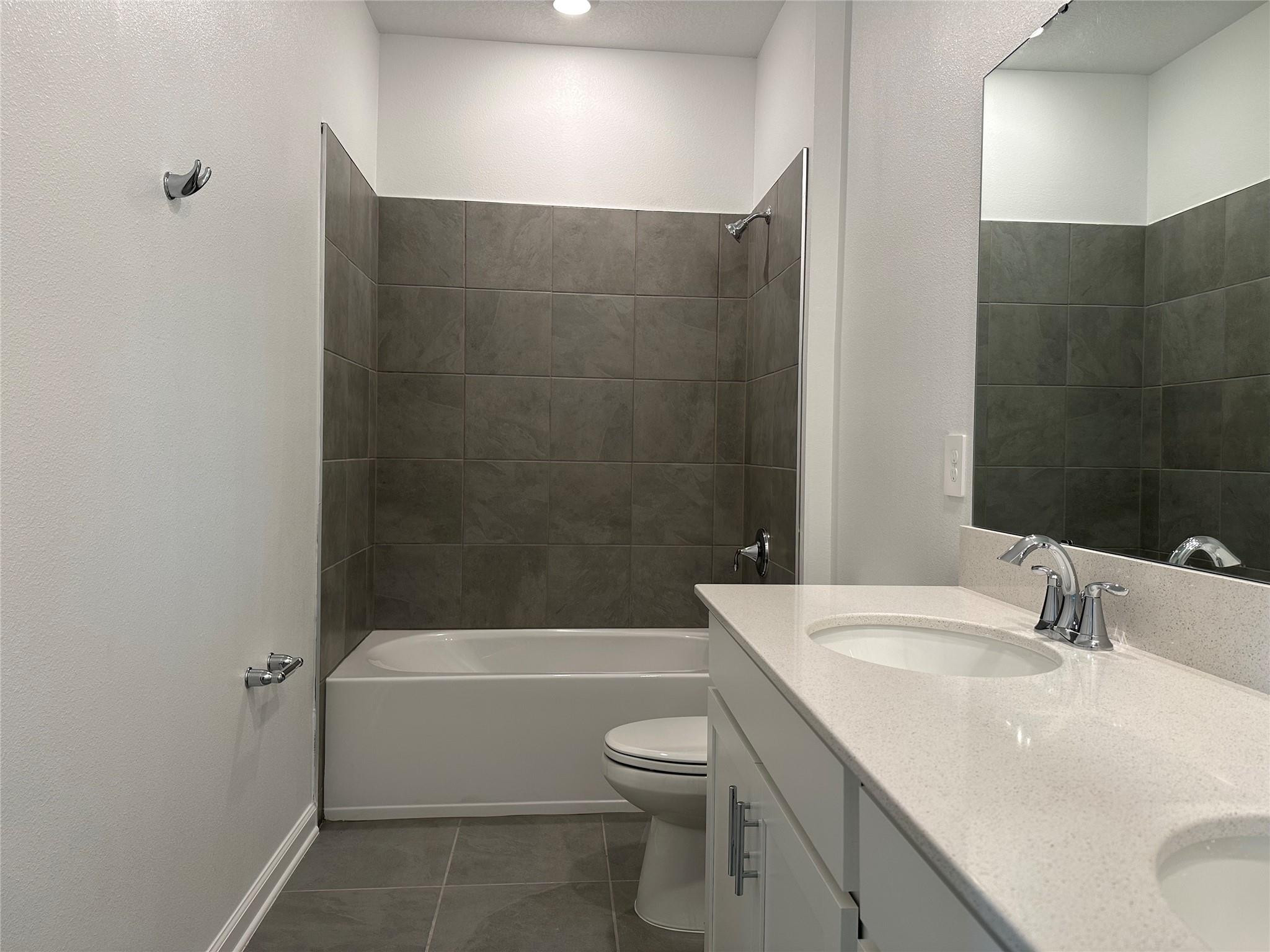 6413 Sprucepine Lane
