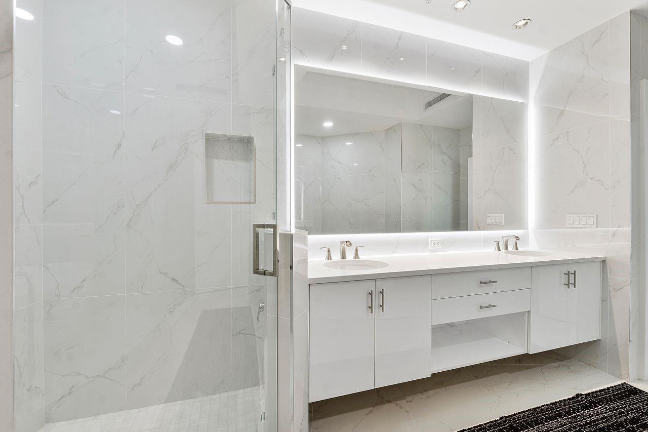 1 N Ocean Boulevard 207