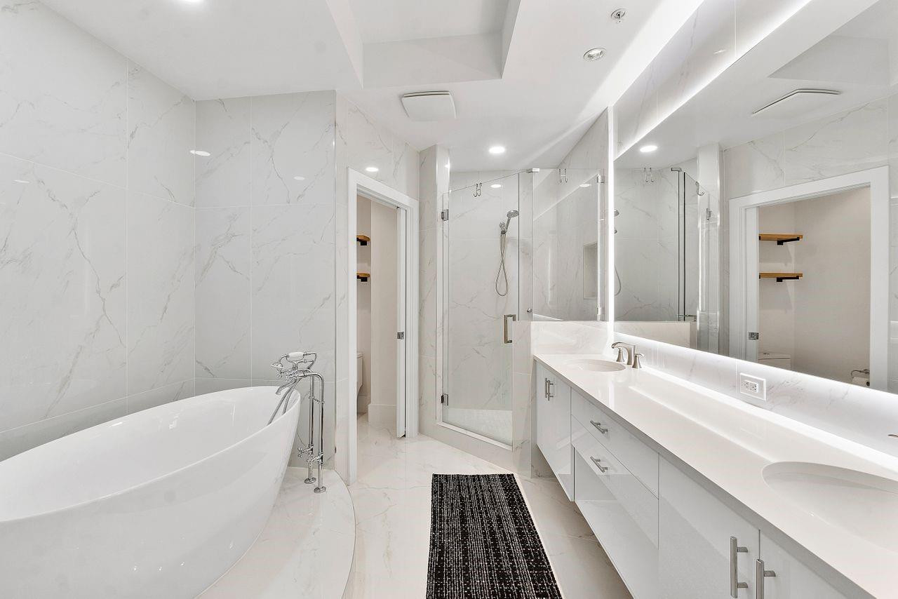 1 N Ocean Boulevard 207