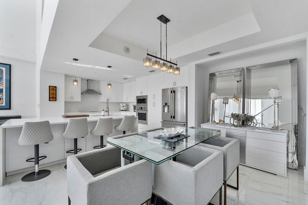 1 N Ocean Boulevard 207